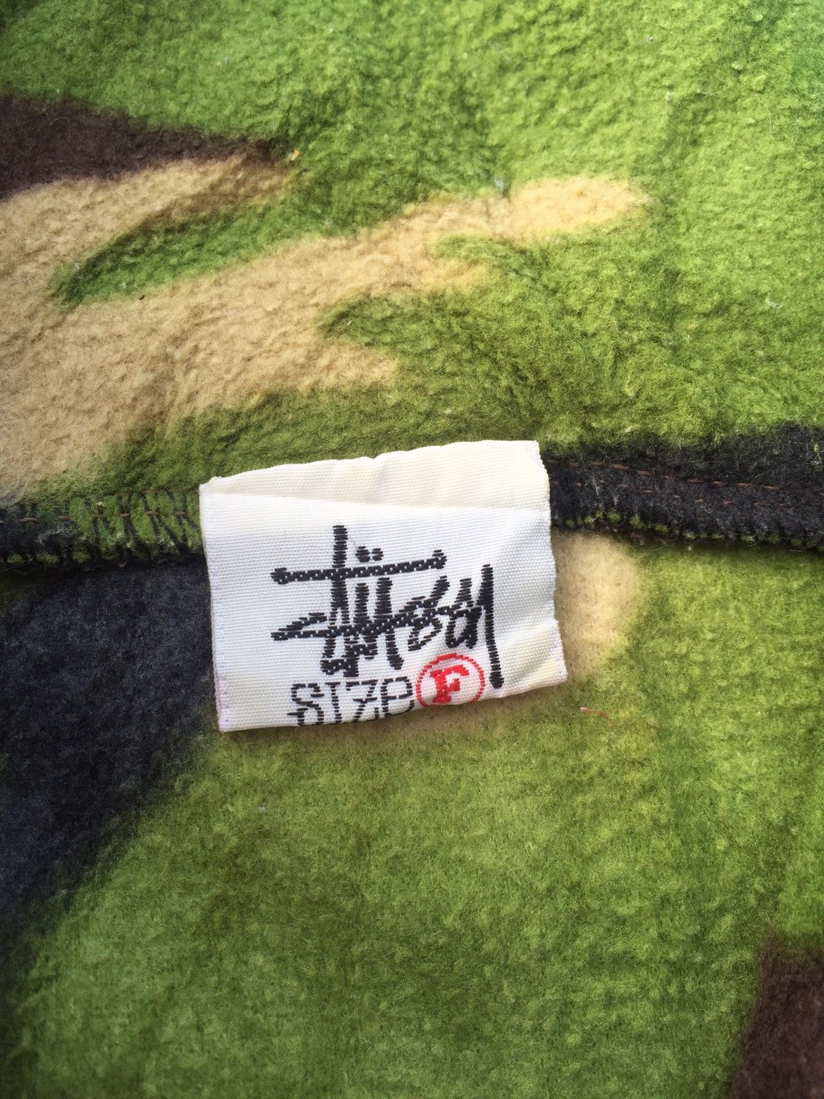 Stussy Vintage Stussy Camo Big Logo Embroidery Camouflage Fleece Size US XL / EU 56 / 4 - 7 Thumbnail