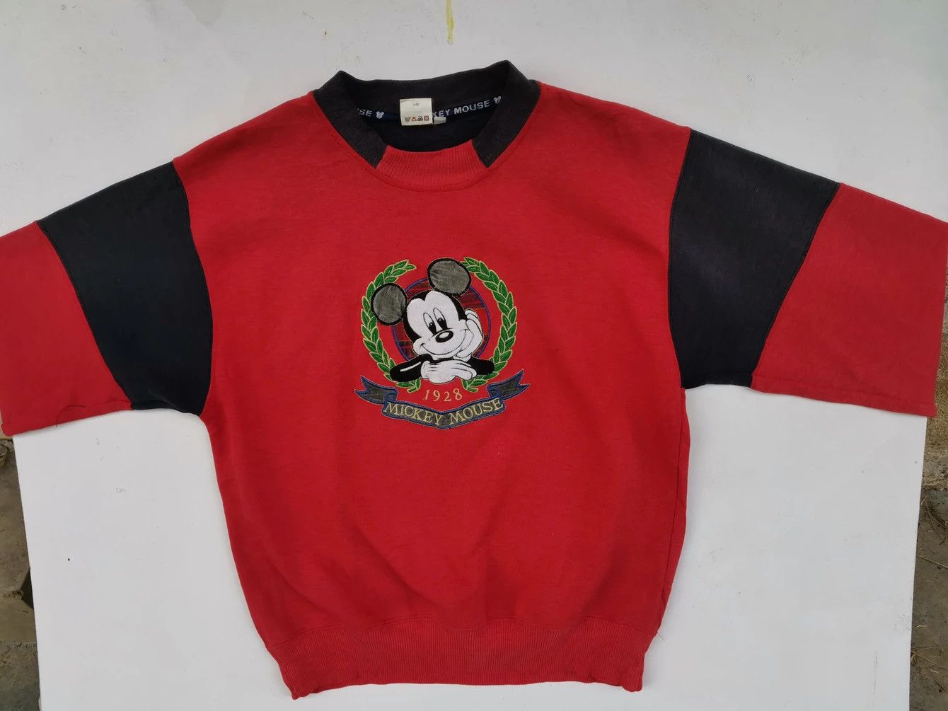 Disney Vintage Mickey Mouse Embroidered Big Logo Sweatshirt Size US M / EU 48-50 / 2 - 4 Thumbnail