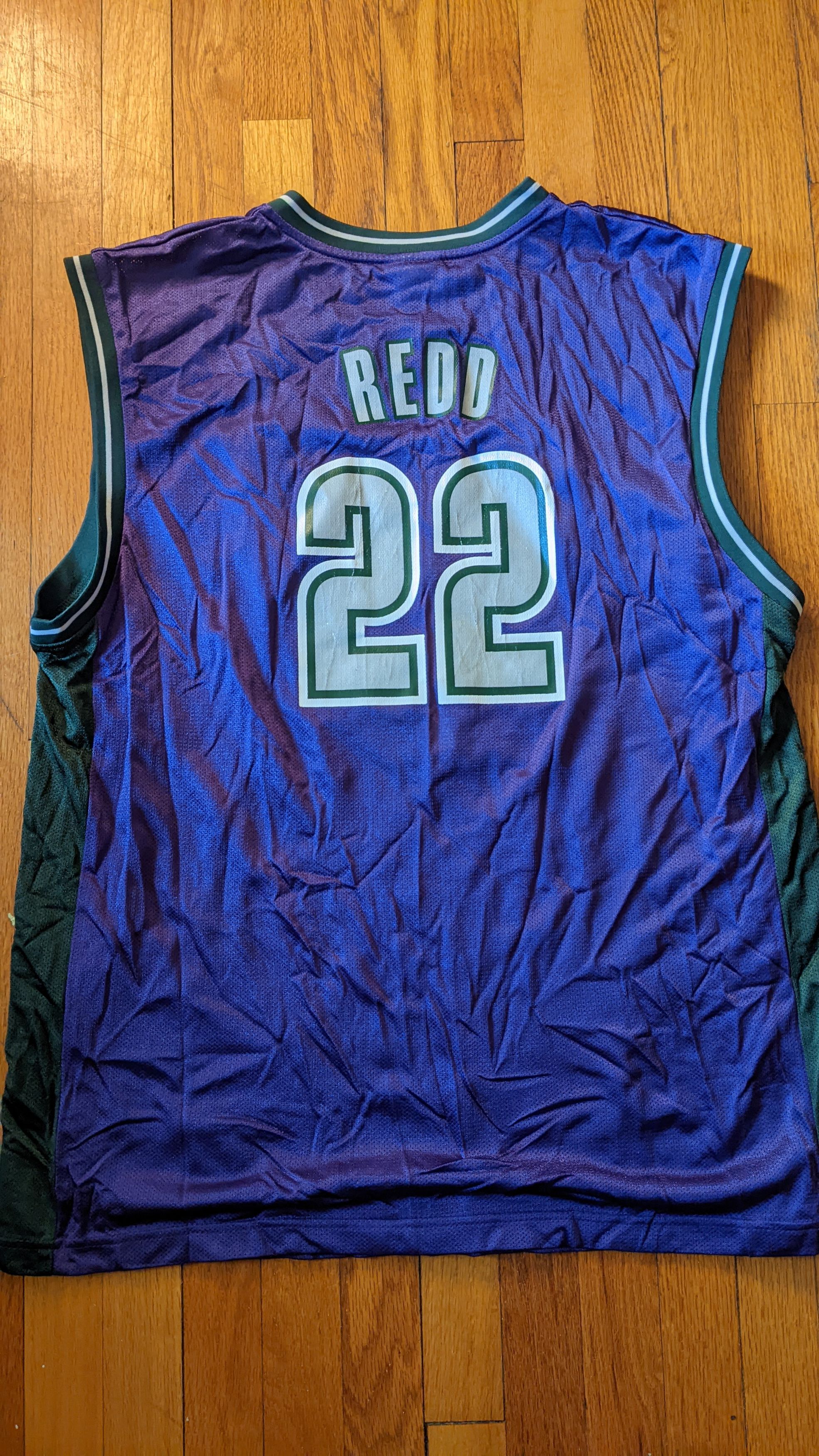 Vintage Milwaukee Bucks Jersey 2024 - Reebok - XXL