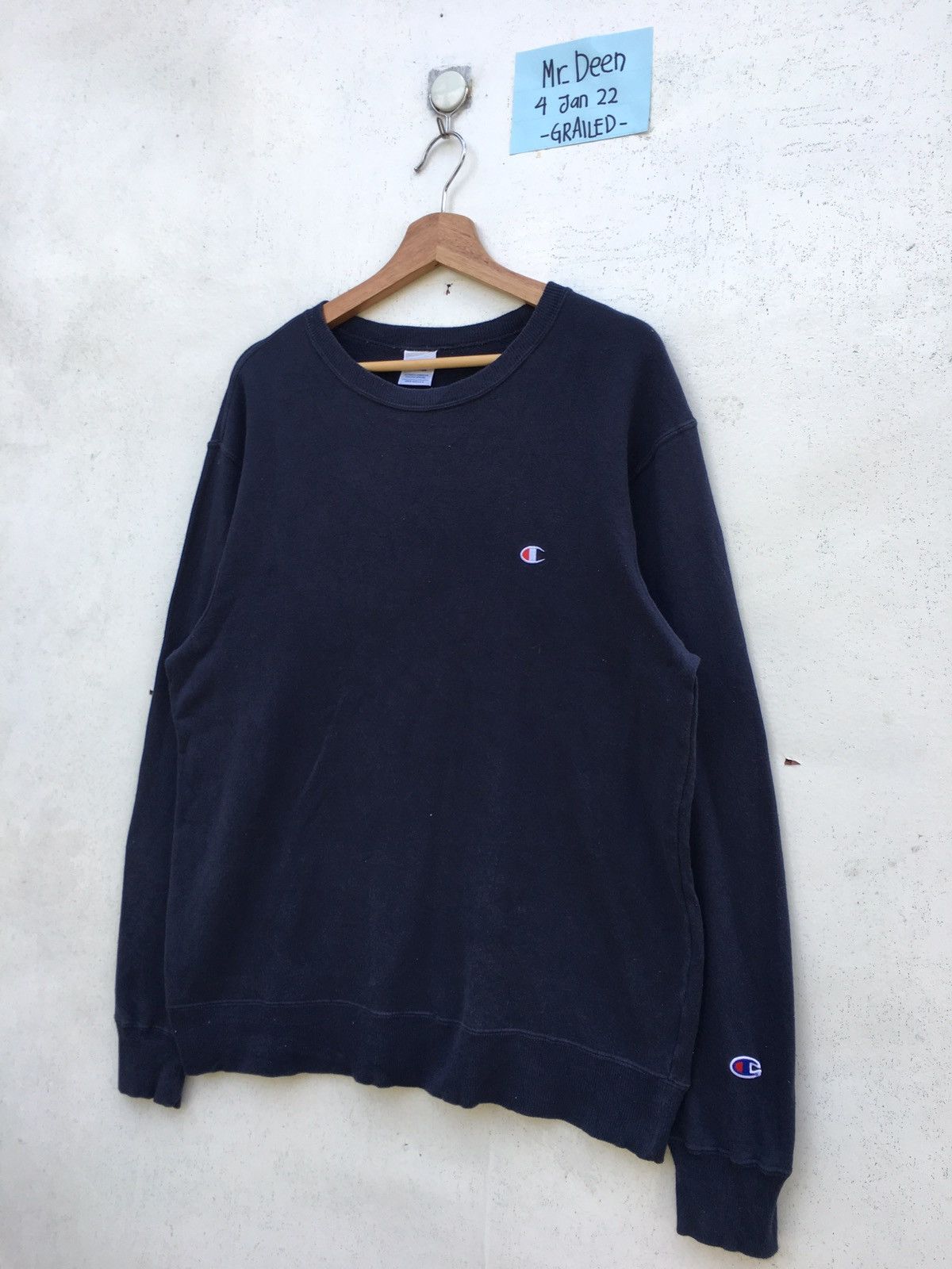 Champion Rare Vintage Champion Small Logos Sweater Size US L / EU 52-54 / 3 - 4 Thumbnail