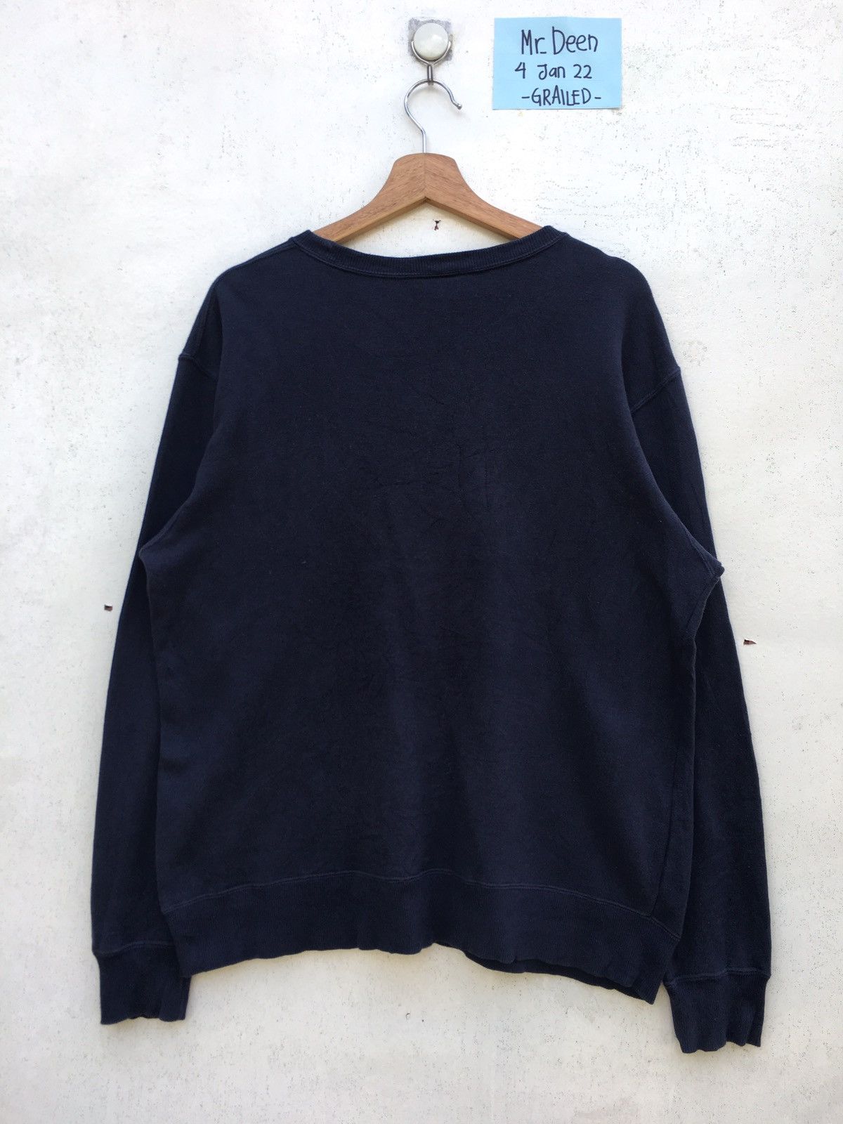 Champion Rare Vintage Champion Small Logos Sweater Size US L / EU 52-54 / 3 - 11 Thumbnail