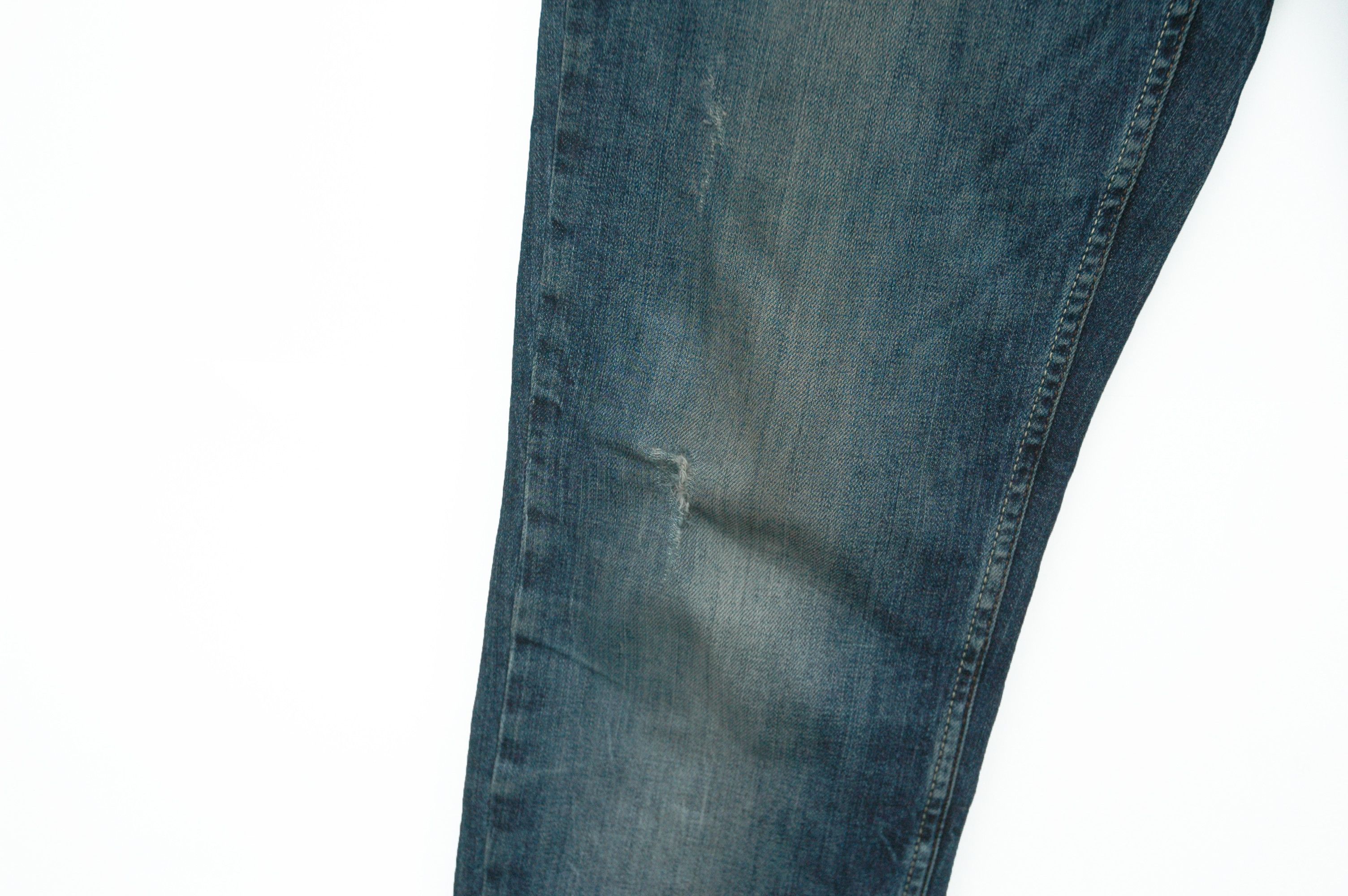 Iceberg Vintage Ice IceBerg Distressed Denim Jeans Size US 34 / EU 50 - 13 Thumbnail