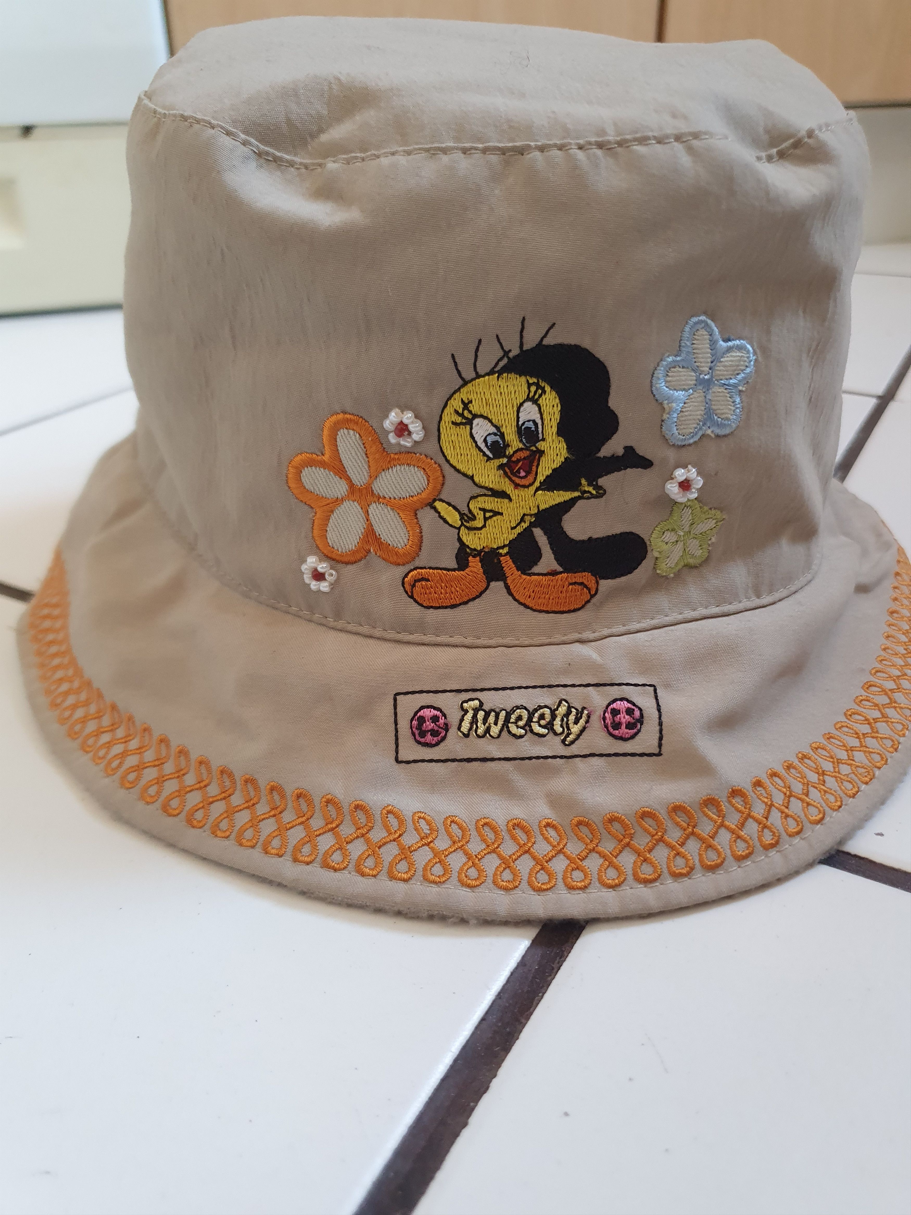 Warner Bros Vtg 1991 Looney Tunes Bucket Hat | Grailed display picture 2