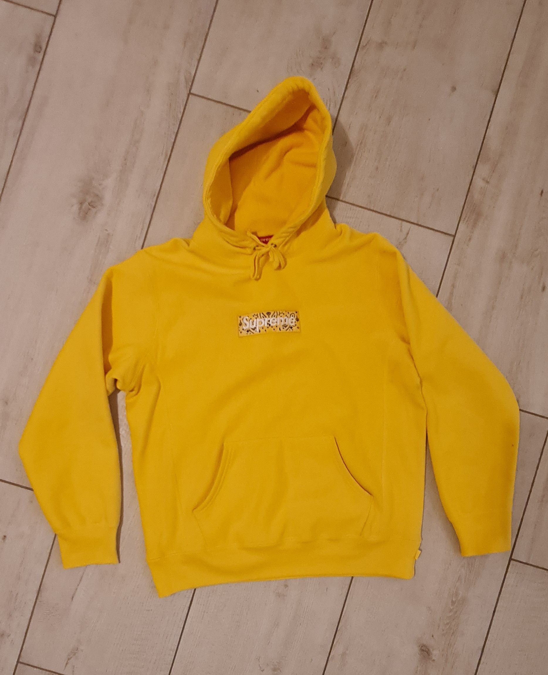 Supreme bandana box logo best sale hoodie yellow