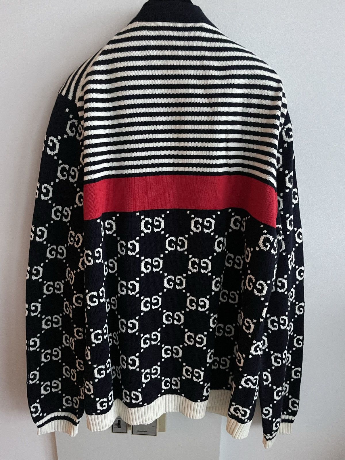 Gucci $3K Runway Limited Edition Gucci Monogram Sweater Size US L / EU 52-54 / 3 - 16 Thumbnail