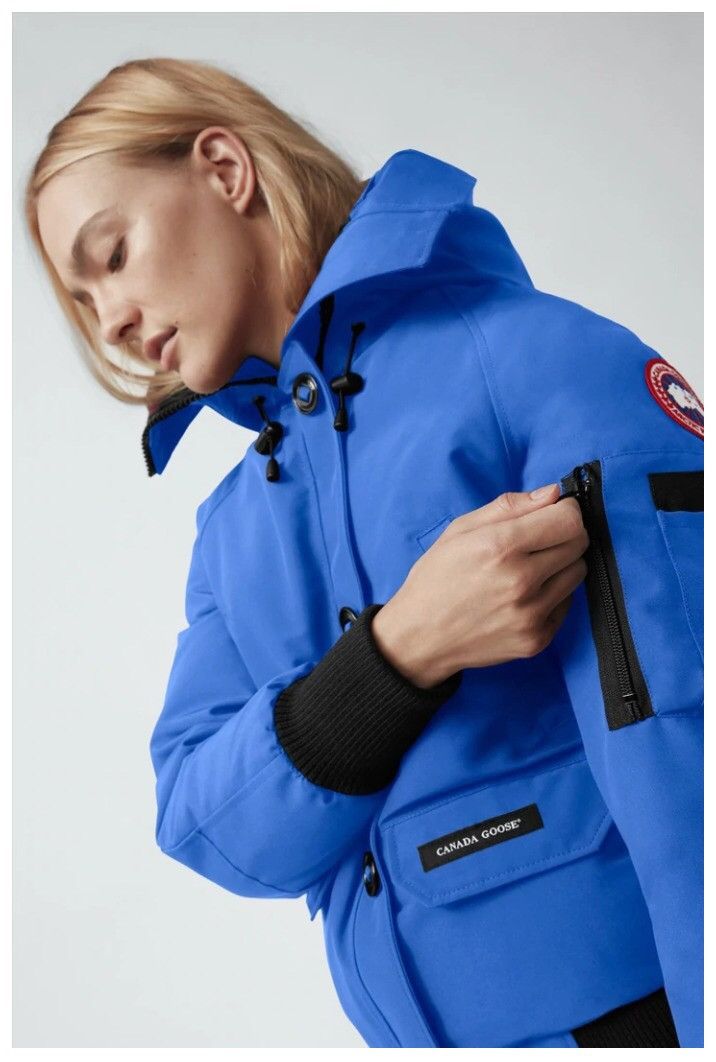 Canada Goose Women's PBI Chilliwack Bomber Jacket Size US S / EU 44-46 / 1 - 1 Thumbnail