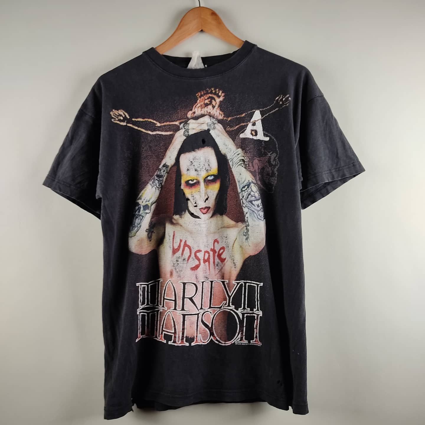 Band Tees × Marilyn Manson × Vintage 2002 Marilyn Manson Unsafe Size US L / EU 52-54 / 3 - 1 Thumbnail