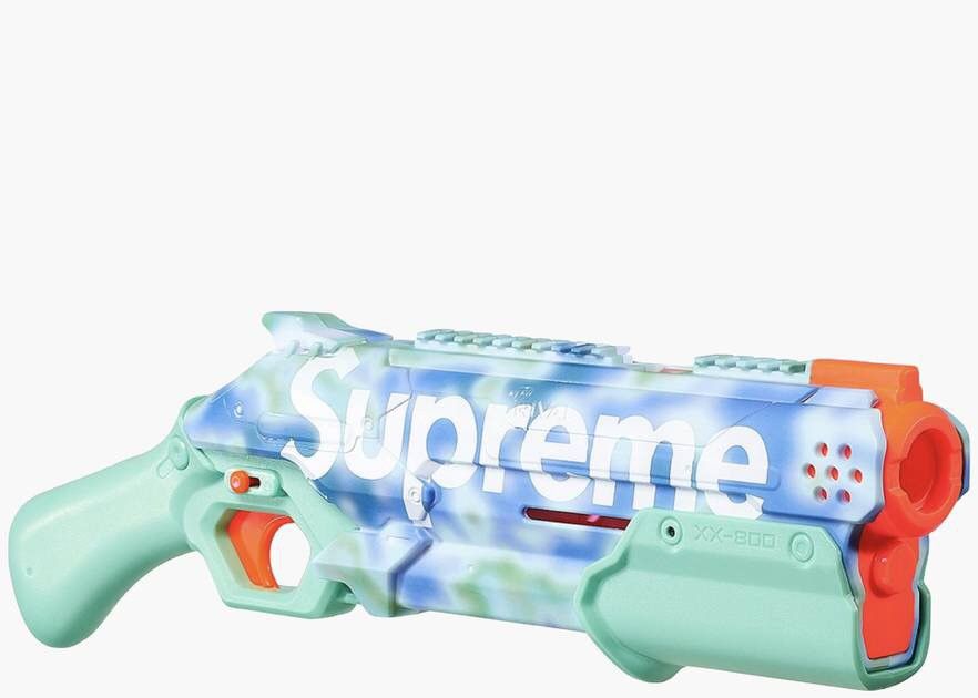 Supreme SpyraTwo Water Blaster Red - SS22 - US