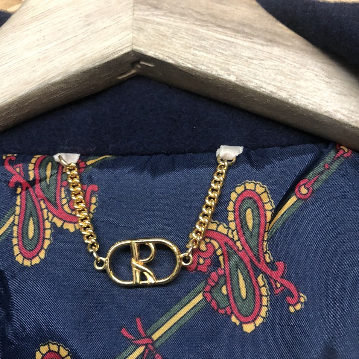 Roberta di Camerino ROBERTA DI CAMERINO WOOL JACKET Size US L / EU 52-54 / 3 - 6 Thumbnail