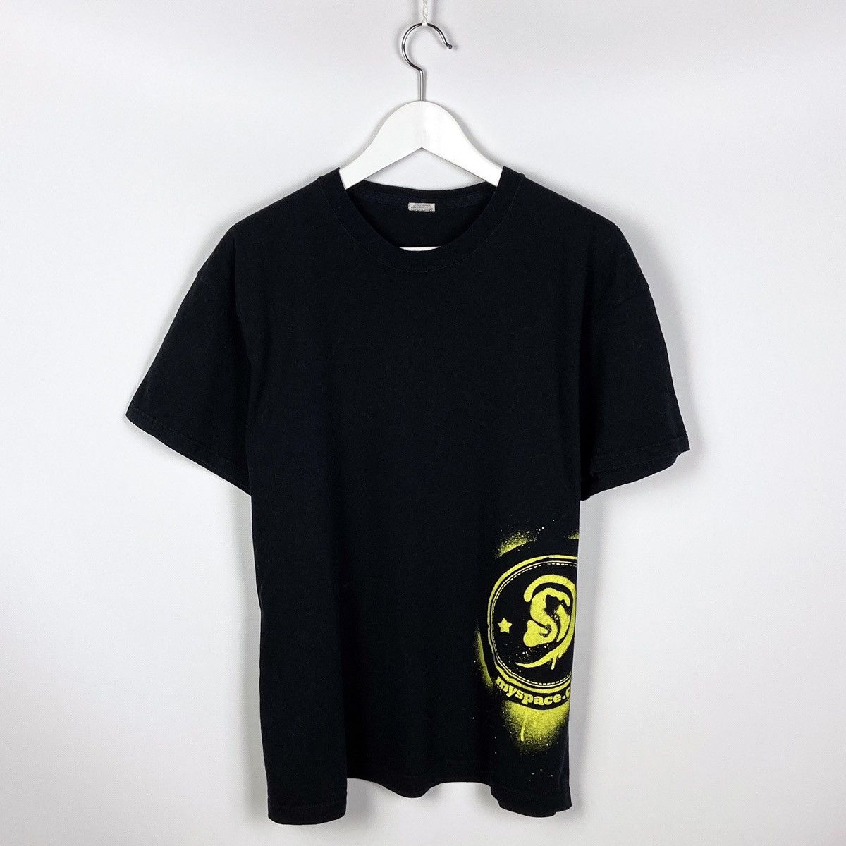 Vintage Vintage 00s My Space promo tee size L Screen Stars music og Size US L / EU 52-54 / 3 - 1 Thumbnail