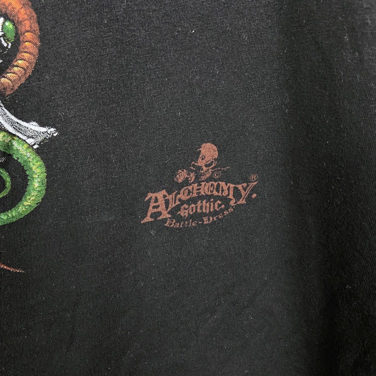 Vintage Vintage 90s Alchemy Gothic Dragons Holy Graal tee Redwood Size US L / EU 52-54 / 3 - 4 Thumbnail