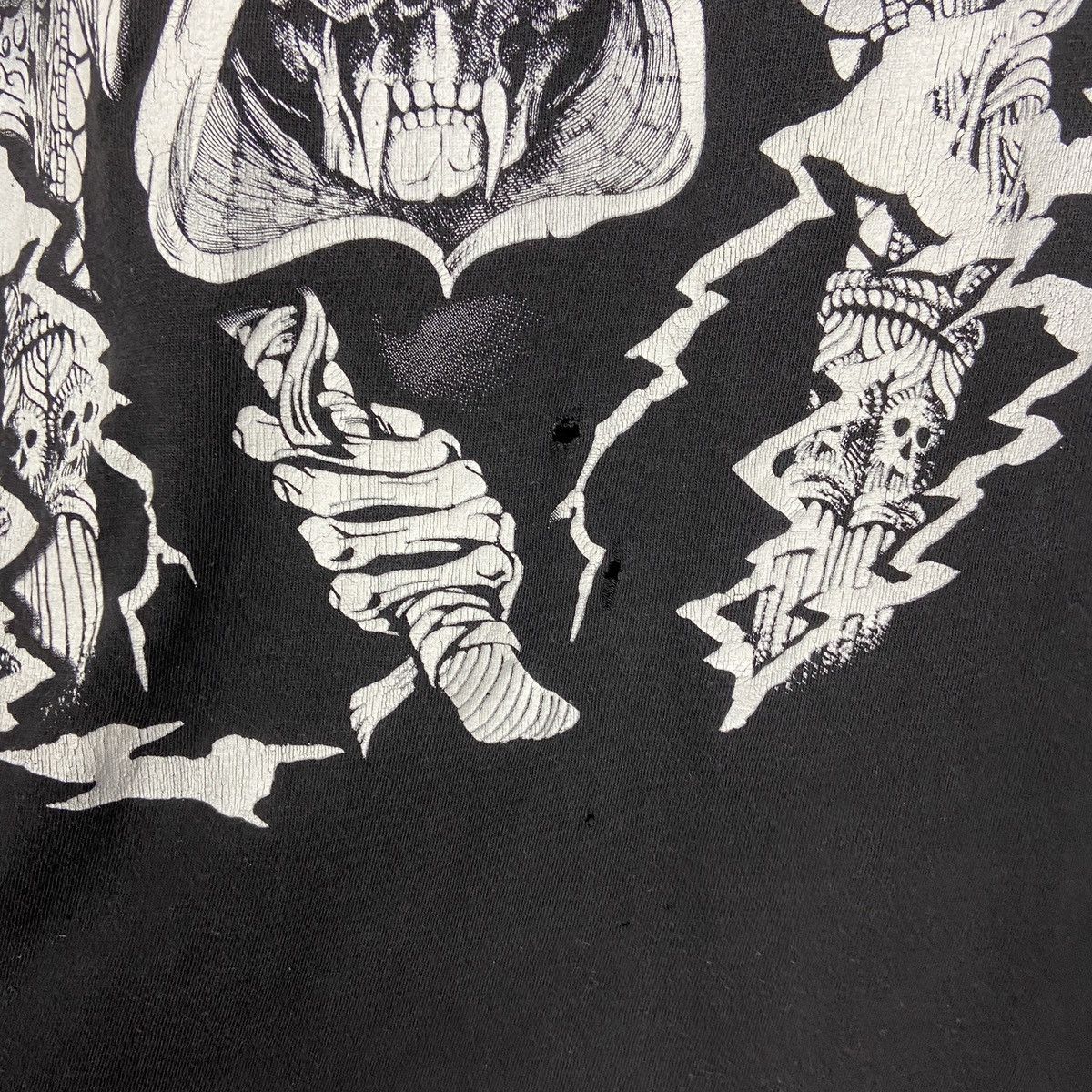 Band Tees Vintage 90s Metallica Death Eyes Skulls tee sz XL rock band Size US XL / EU 56 / 4 - 4 Thumbnail
