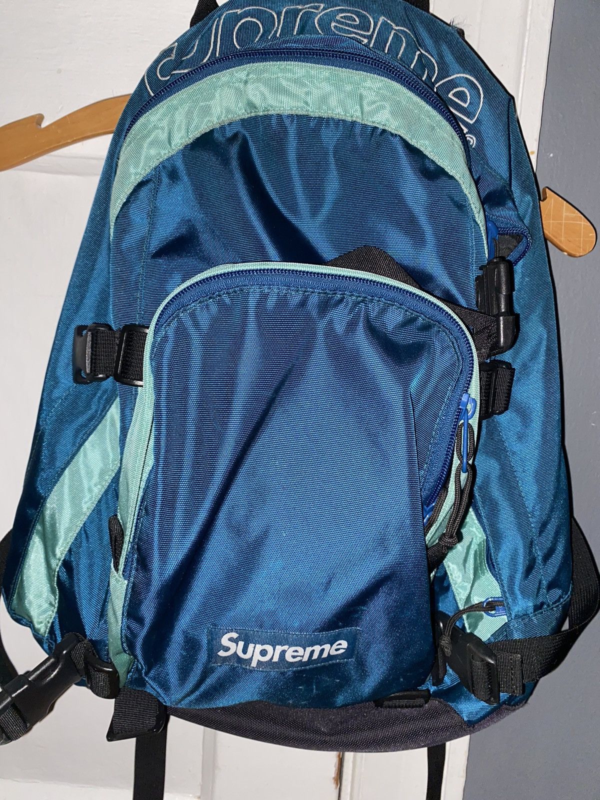 Supreme fw19 backpack online