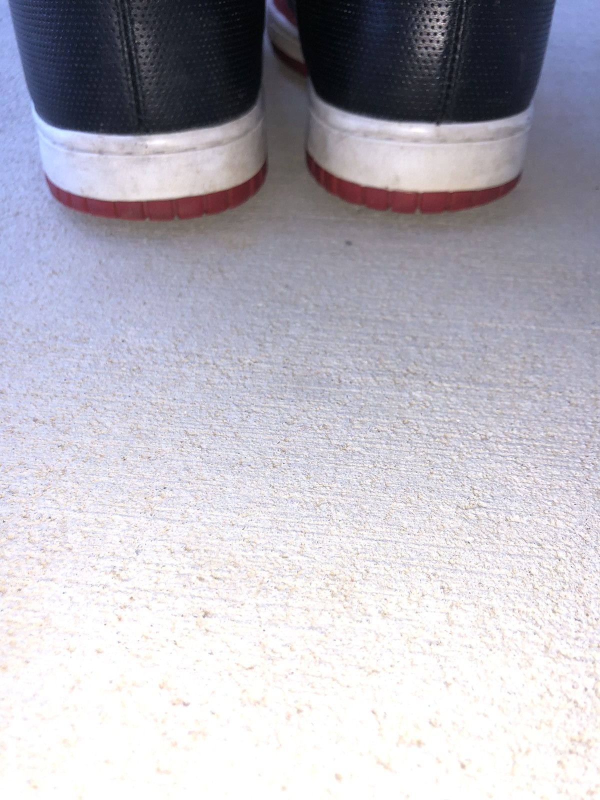Nike 2008 Nike Dunks Black/Sport Red Size US 11 / EU 44 - 5 Thumbnail