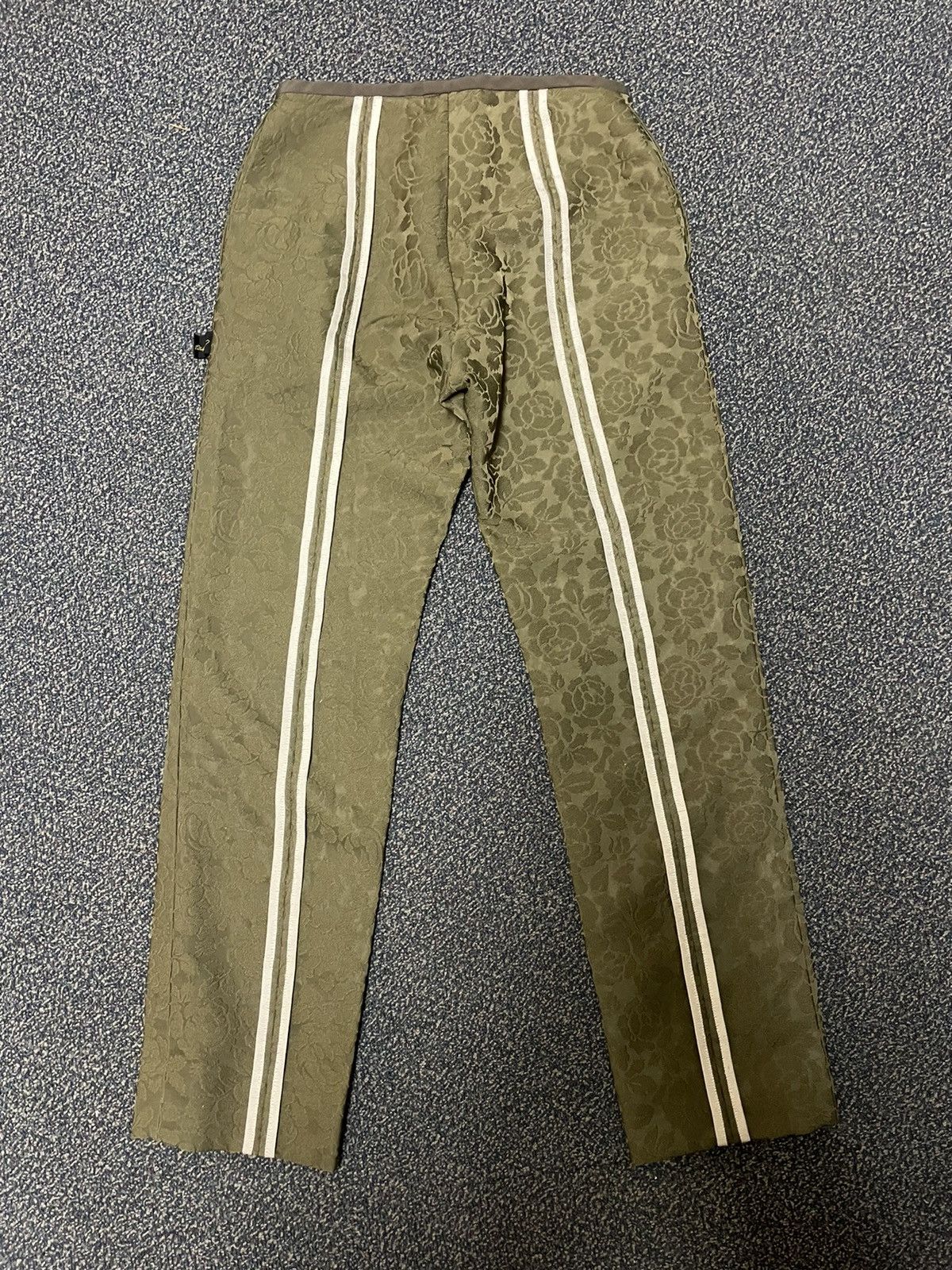 Jun Takahashi × Undercover Undercover 98SS Hasta la Victoria Siempre Army Floral Pants Size US 28 / EU 44 - 2 Thumbnail
