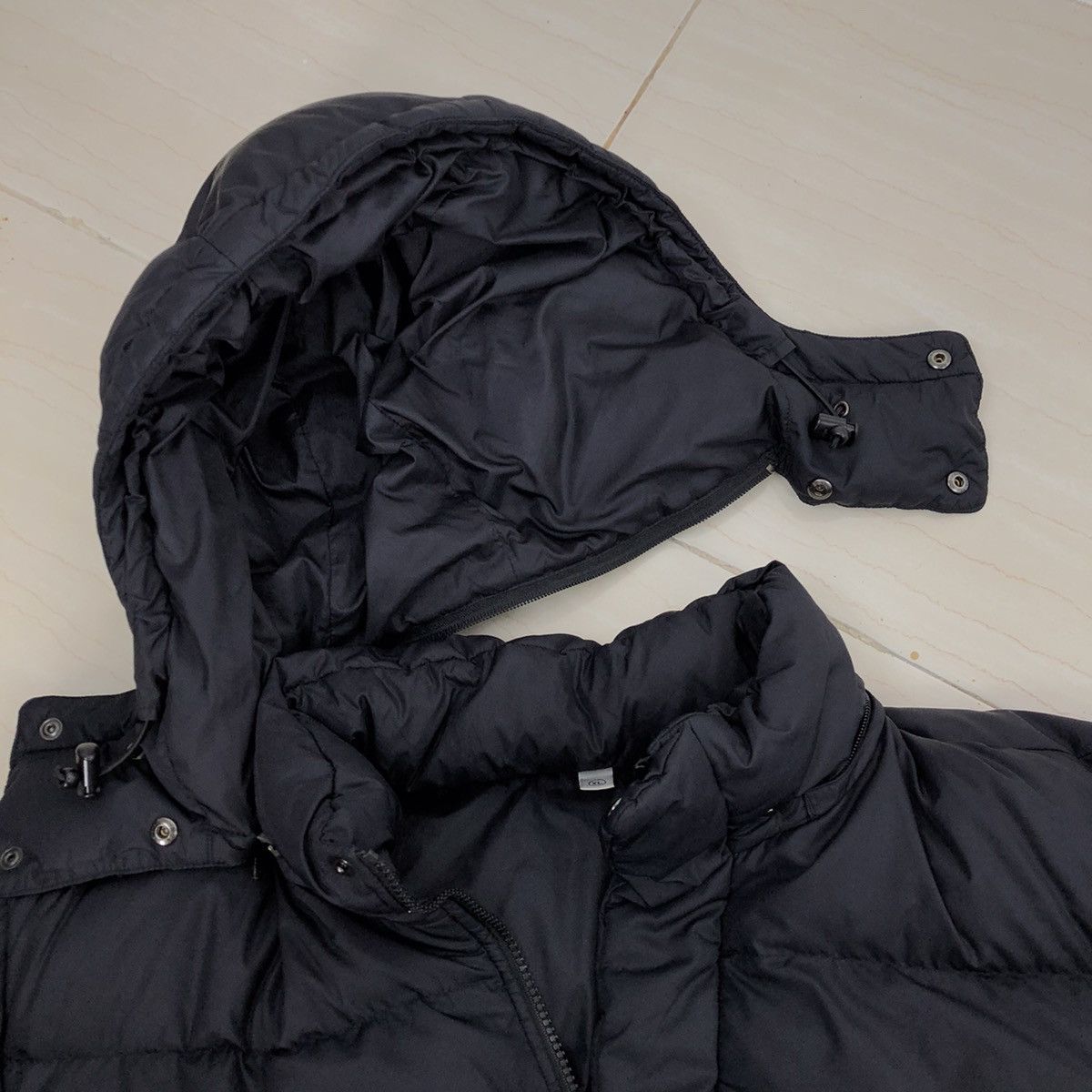 Japanese Brand UNIQLO Black With Hoodie Puffer Jacket Size US XL / EU 56 / 4 - 10 Thumbnail
