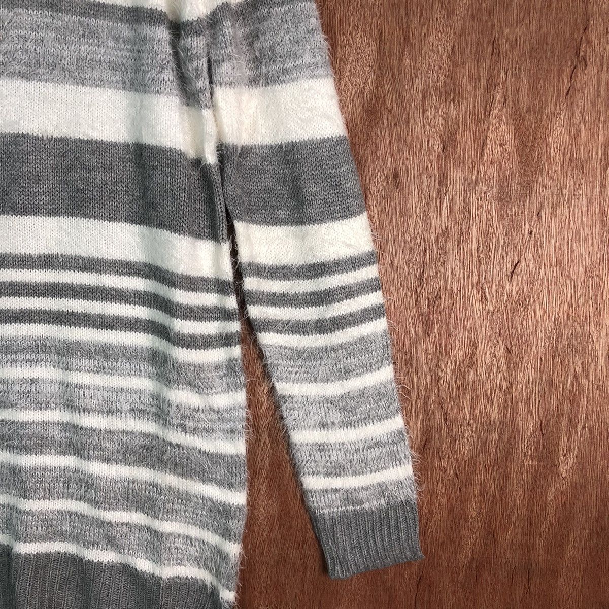 Homespun Knitwear × Japanese Brand Jinty Stripes White Grey Mohair Knitwear Size US M / EU 48-50 / 2 - 5 Thumbnail