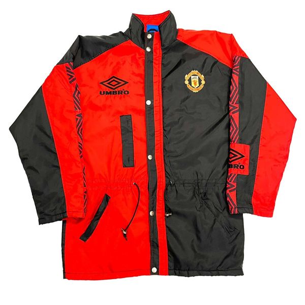 Vintage Umbro Manchester United football puffer jacket 90s coat red