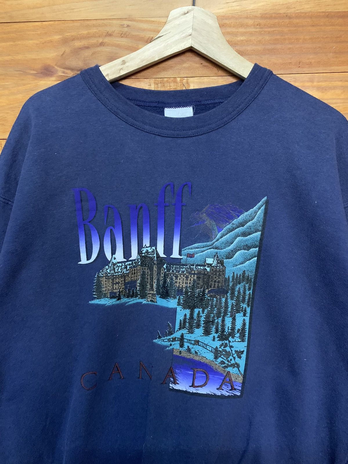 Vintage Vintage Banff Canada Made In USA Size US L / EU 52-54 / 3 - 4 Thumbnail