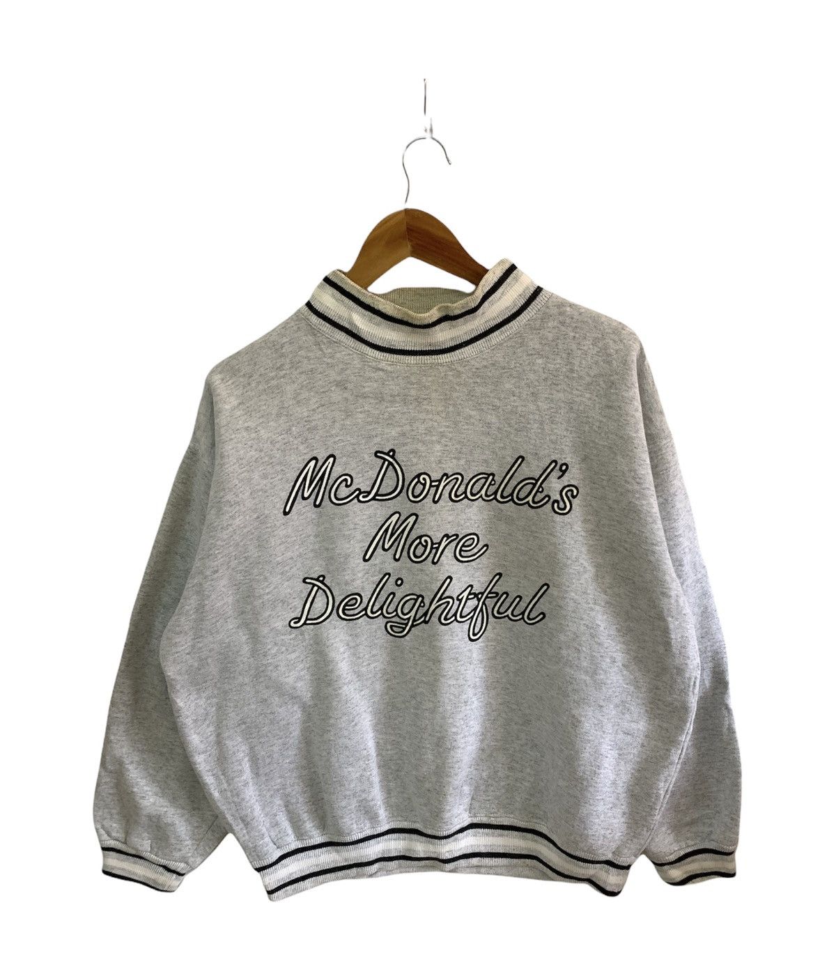 Vintage vintage mcdonald sweatshirt Size US L / EU 52-54 / 3 - 1 Thumbnail