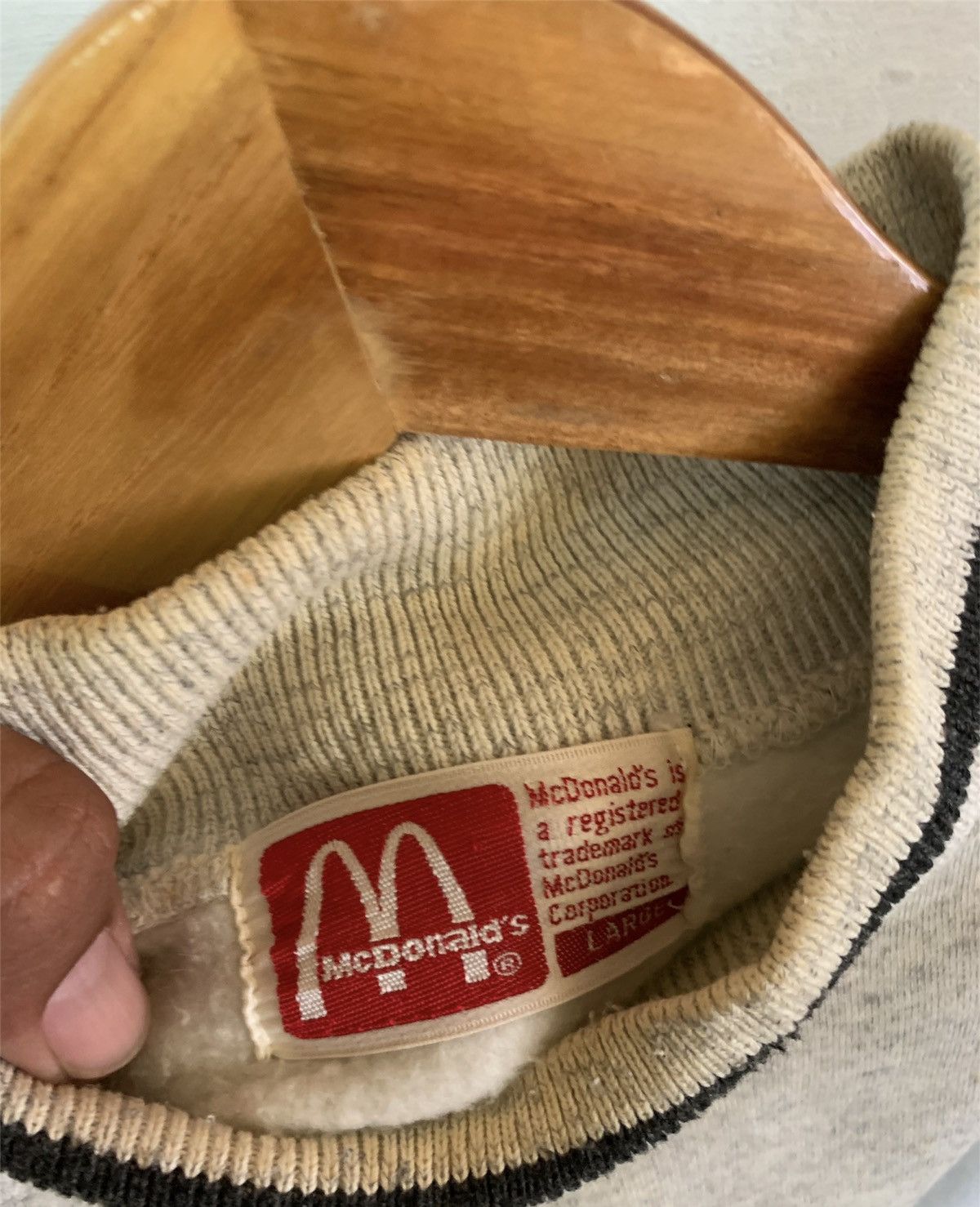 Vintage vintage mcdonald sweatshirt Size US L / EU 52-54 / 3 - 3 Thumbnail