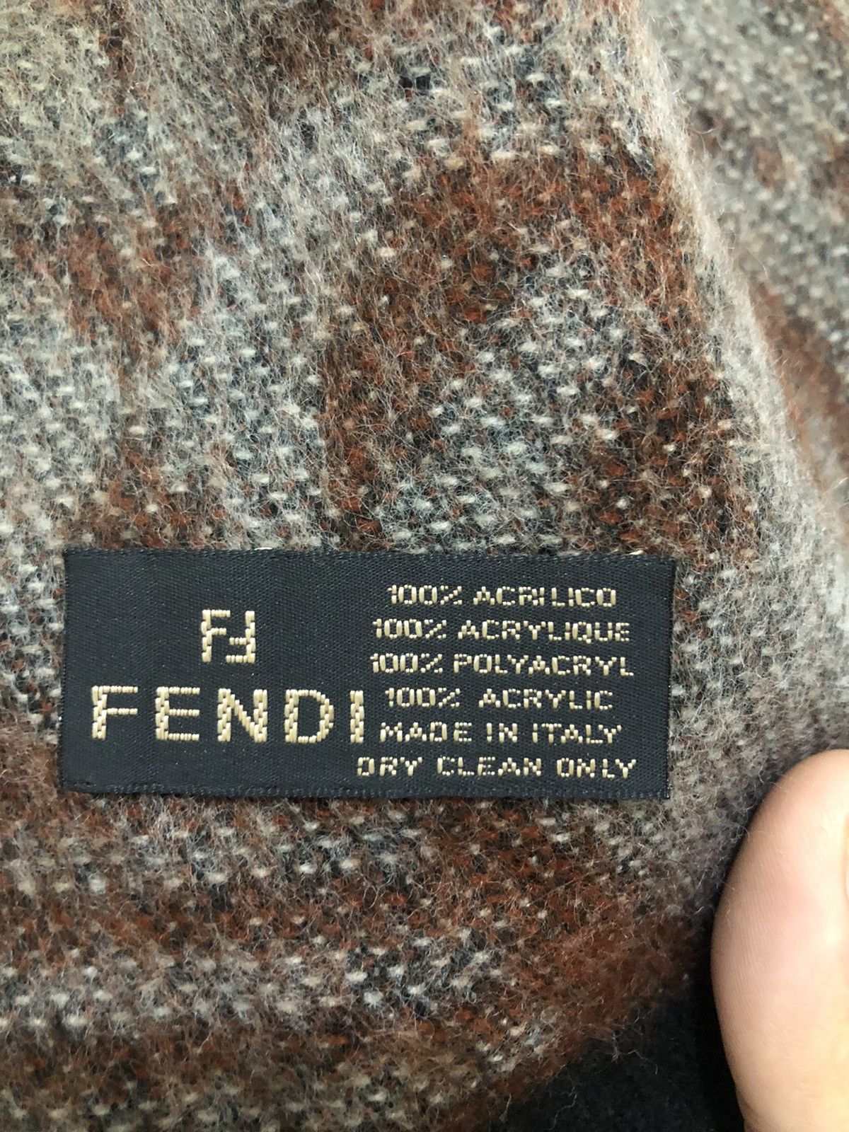 Fendi Fendi Wool Scarf Made In Italy Size ONE SIZE - 6 Thumbnail