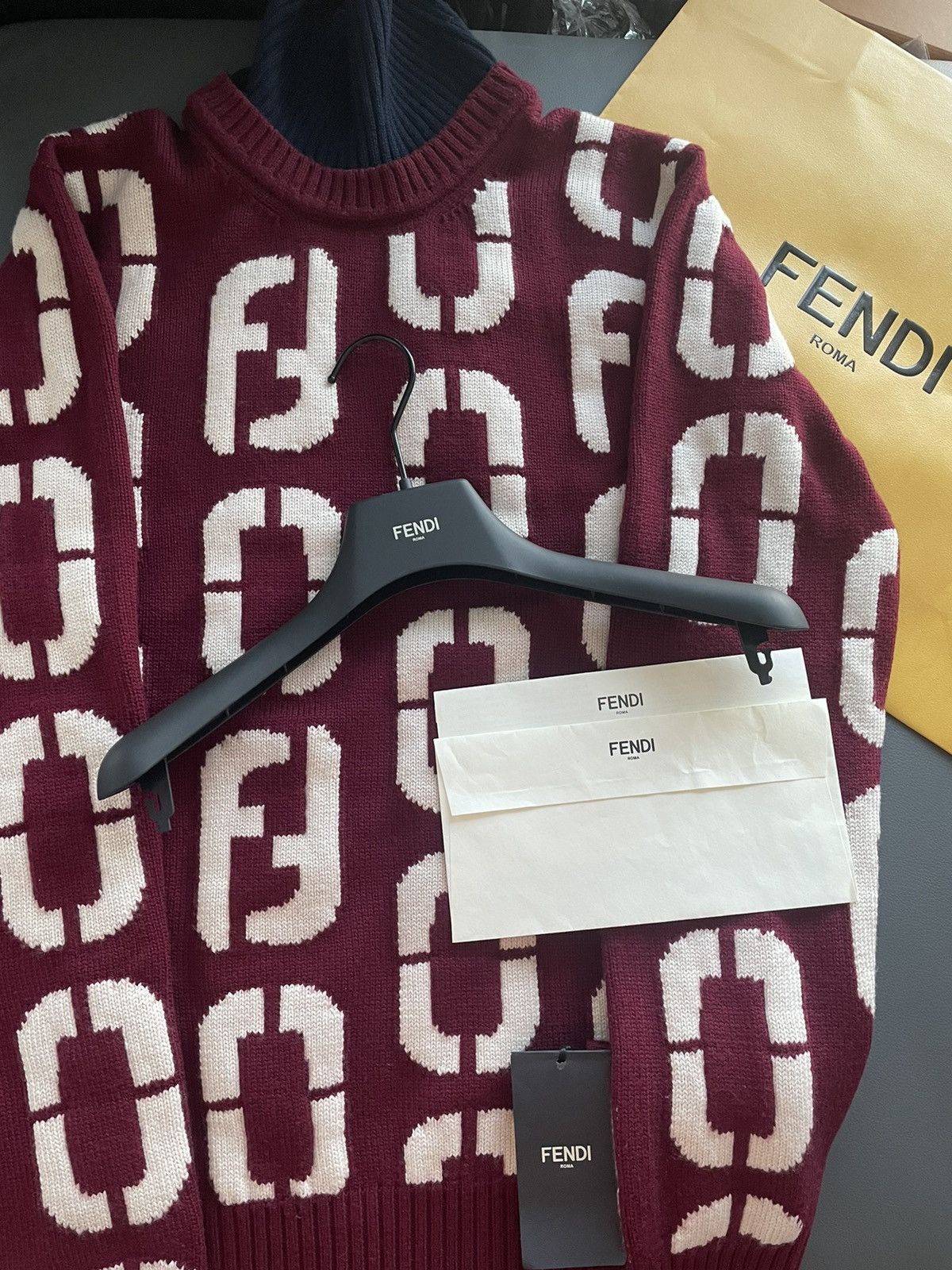 Fendi $2,500 Super Runway Virgin Wool Fendi Sweater Brand New Size US L / EU 52-54 / 3 - 4 Thumbnail