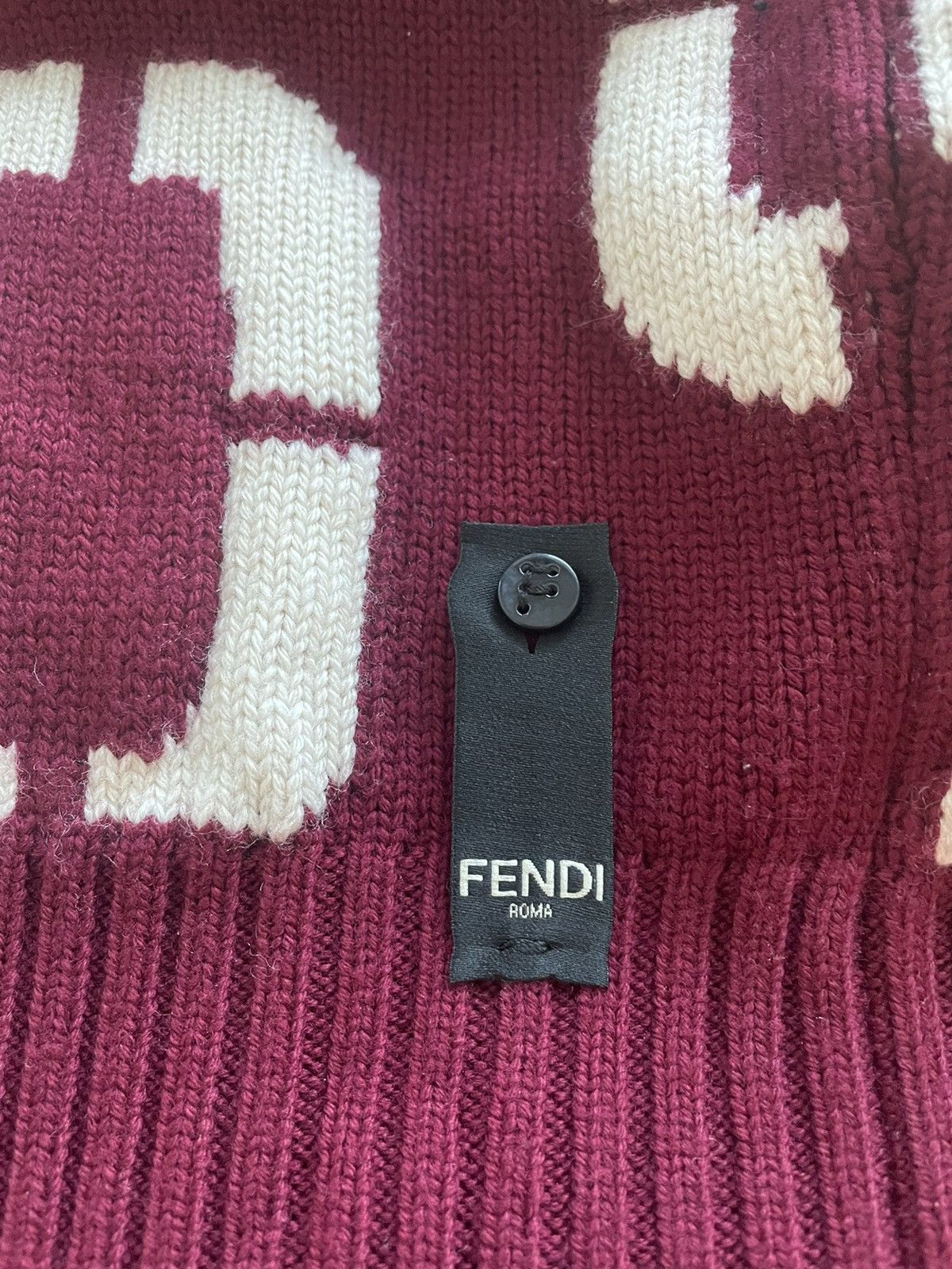 Fendi $2,500 Super Runway Virgin Wool Fendi Sweater Brand New Size US L / EU 52-54 / 3 - 14 Thumbnail