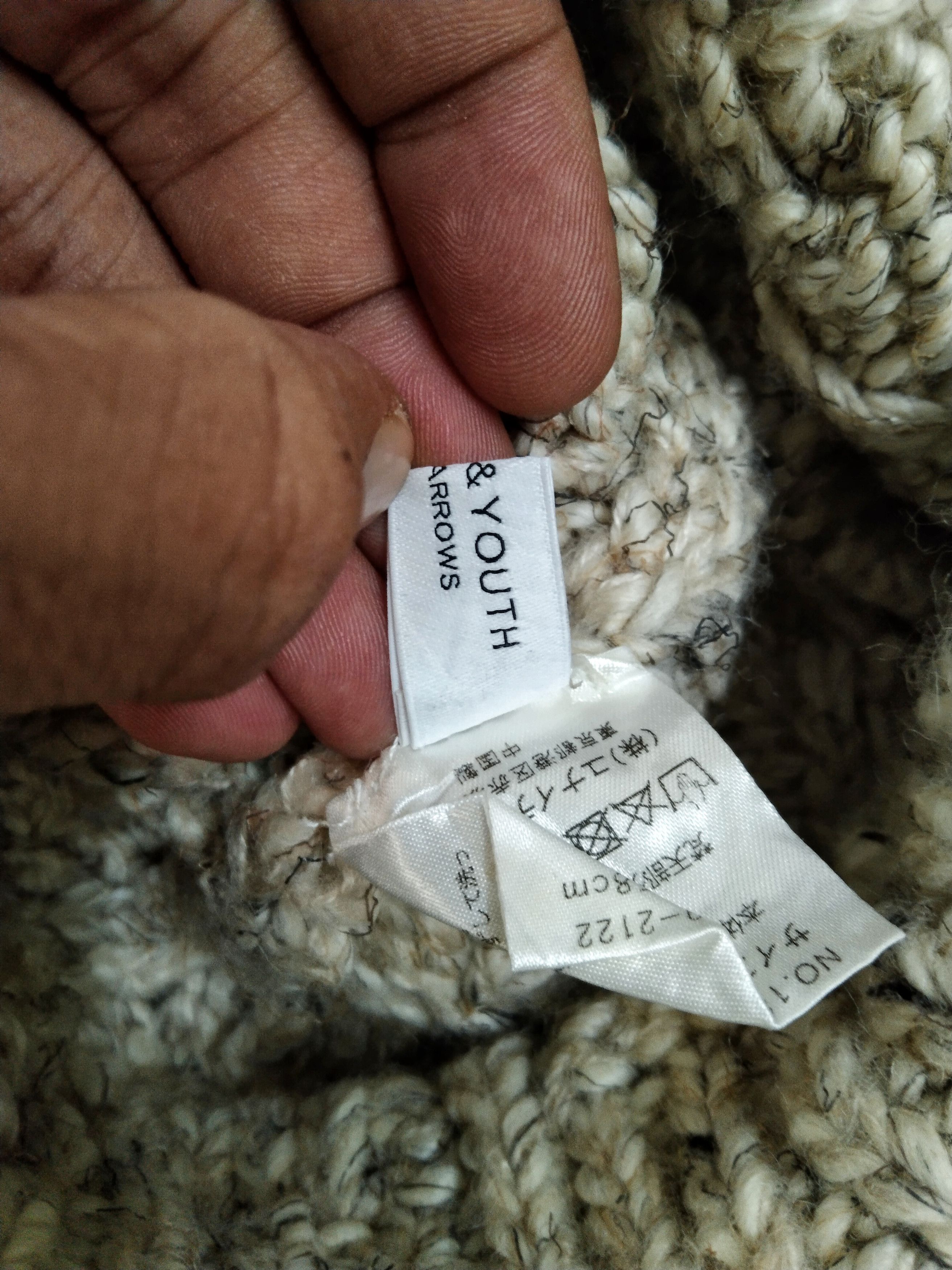 BEAUTY&YOUTH × United Arrows VINTAGE BEAUTY & YOUTH COLOURED CABLE KNITTED POM BEANIE Size ONE SIZE - 12 Thumbnail