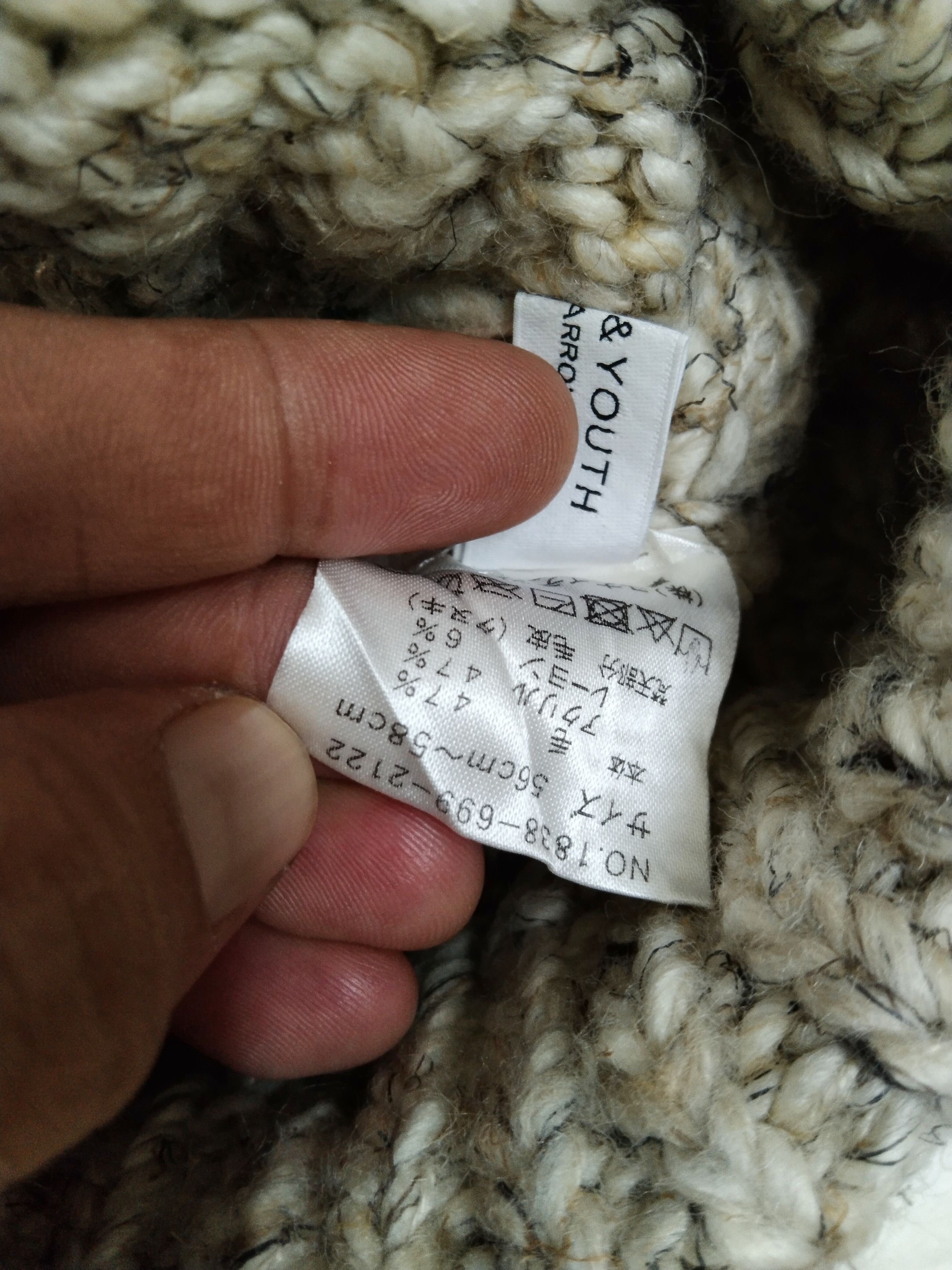 BEAUTY&YOUTH × United Arrows VINTAGE BEAUTY & YOUTH COLOURED CABLE KNITTED POM BEANIE Size ONE SIZE - 11 Thumbnail
