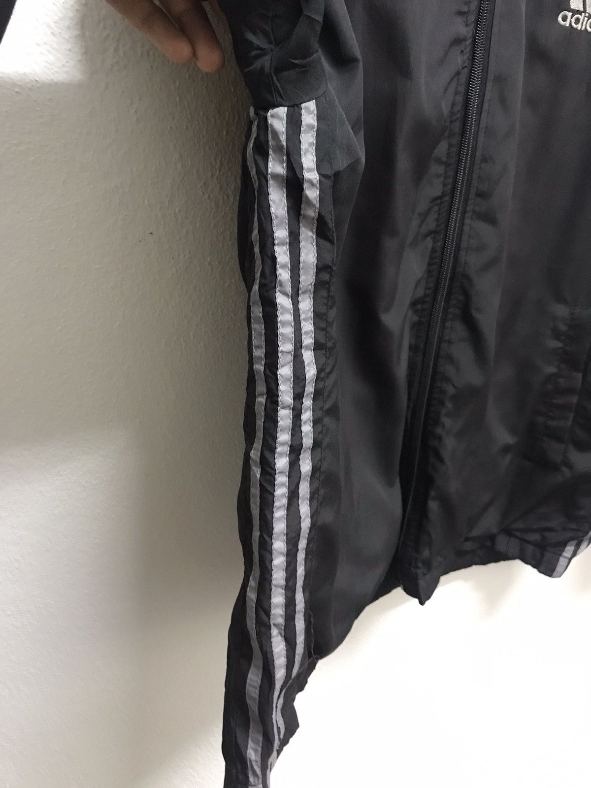 Adidas VINTAGE ADIDAS WINDBREAKER BIG LOGO Size US M / EU 48-50 / 2 - 10 Thumbnail