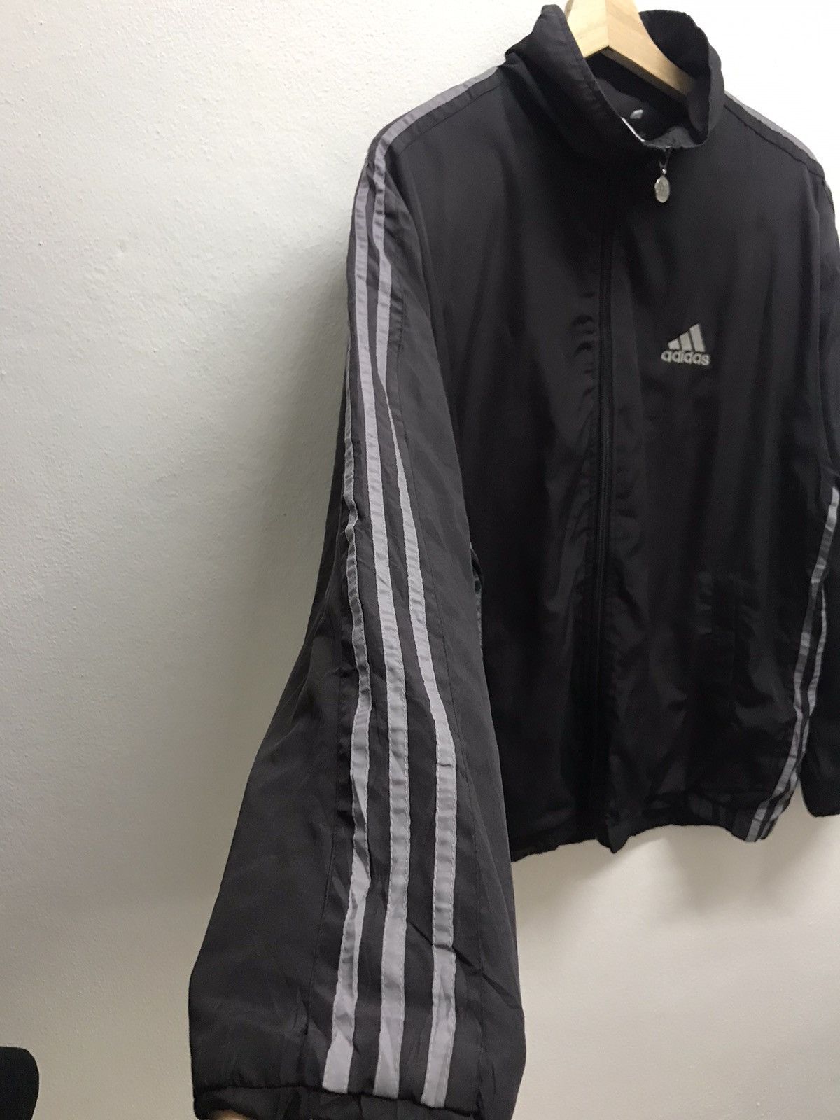 Adidas VINTAGE ADIDAS WINDBREAKER BIG LOGO Size US M / EU 48-50 / 2 - 9 Thumbnail