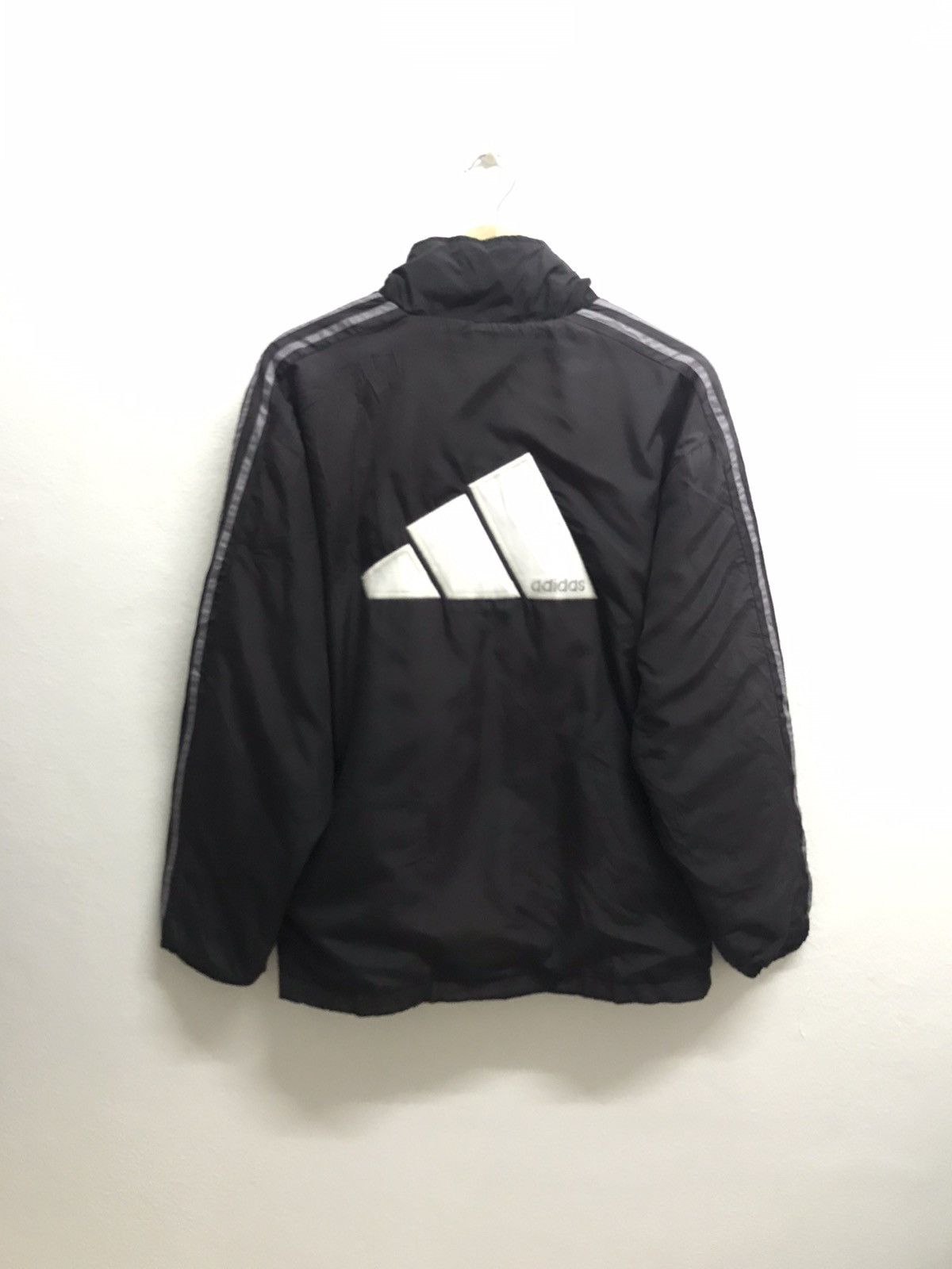 Adidas VINTAGE ADIDAS WINDBREAKER BIG LOGO Size US M / EU 48-50 / 2 - 2 Thumbnail