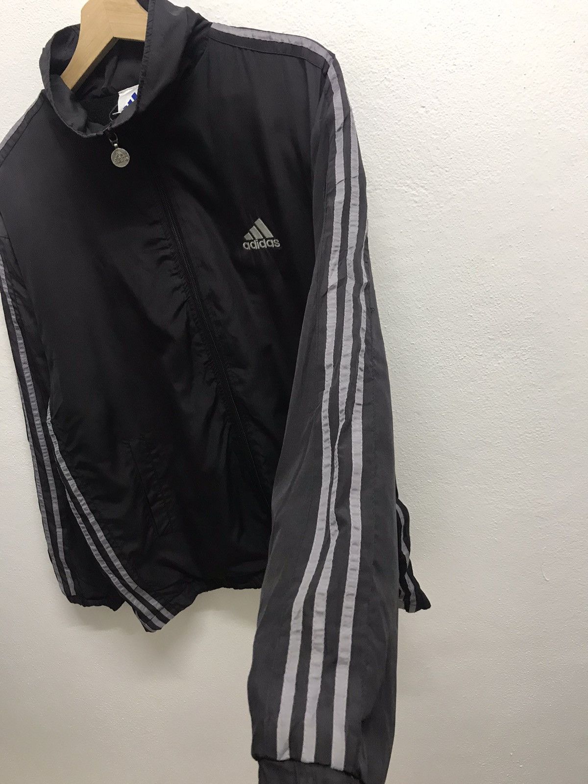 Adidas VINTAGE ADIDAS WINDBREAKER BIG LOGO Size US M / EU 48-50 / 2 - 8 Thumbnail