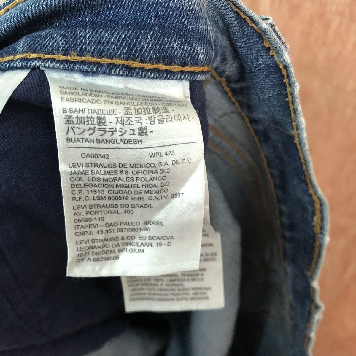 Levi's 505 Levis Strauss Vintage Blue distressed Denim Pants #C210 Size US 31 - 11 Thumbnail