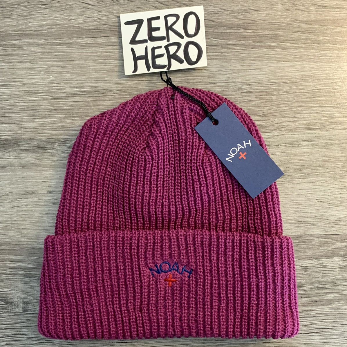 Noah × Vintage Supreme Noah NYC Core Logo Beanie purple new hat