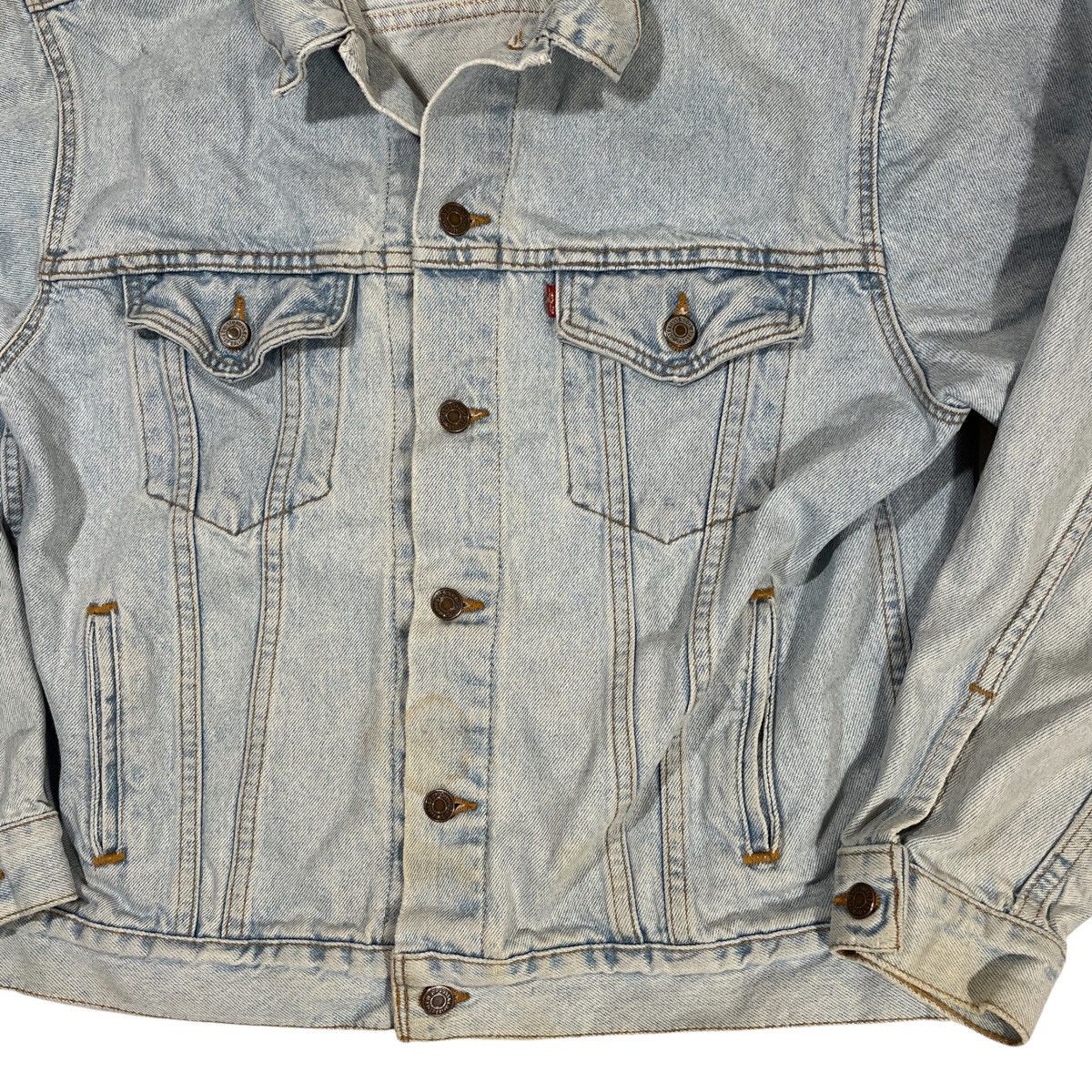 Levi's Vintage Levi’s Light Wash Denim Jacket Size US M / EU 48-50 / 2 - 2 Thumbnail