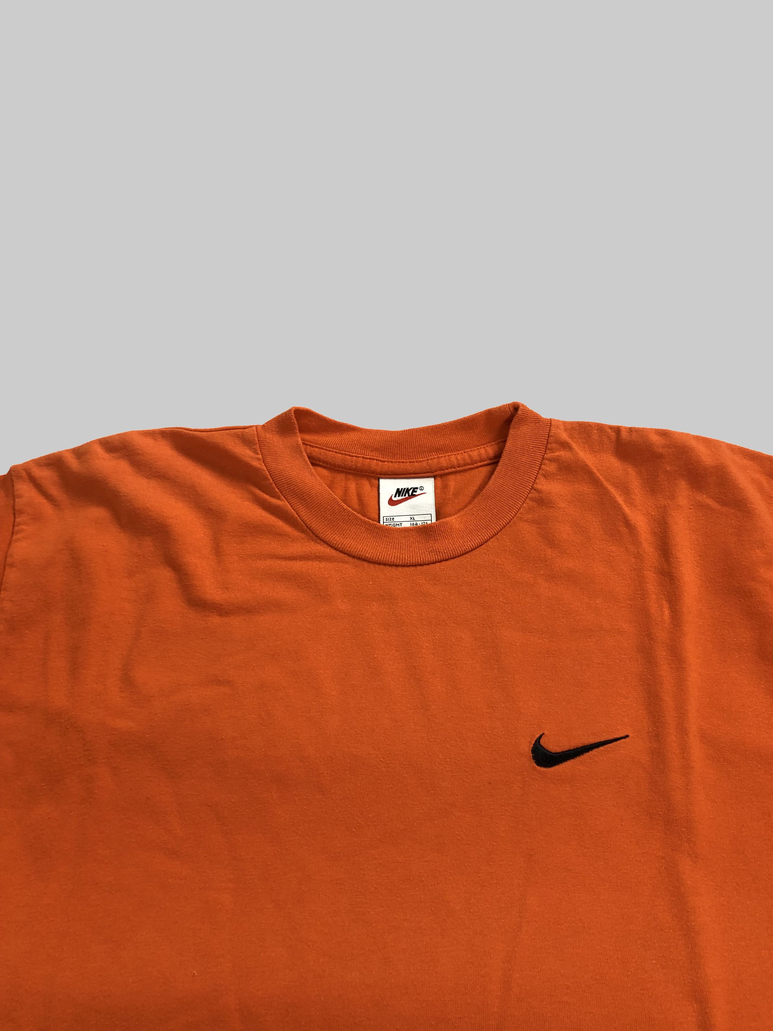 Nike Vintage 90s Nike Small Swoosh t-shirt Size US L / EU 52-54 / 3 - 2 Thumbnail
