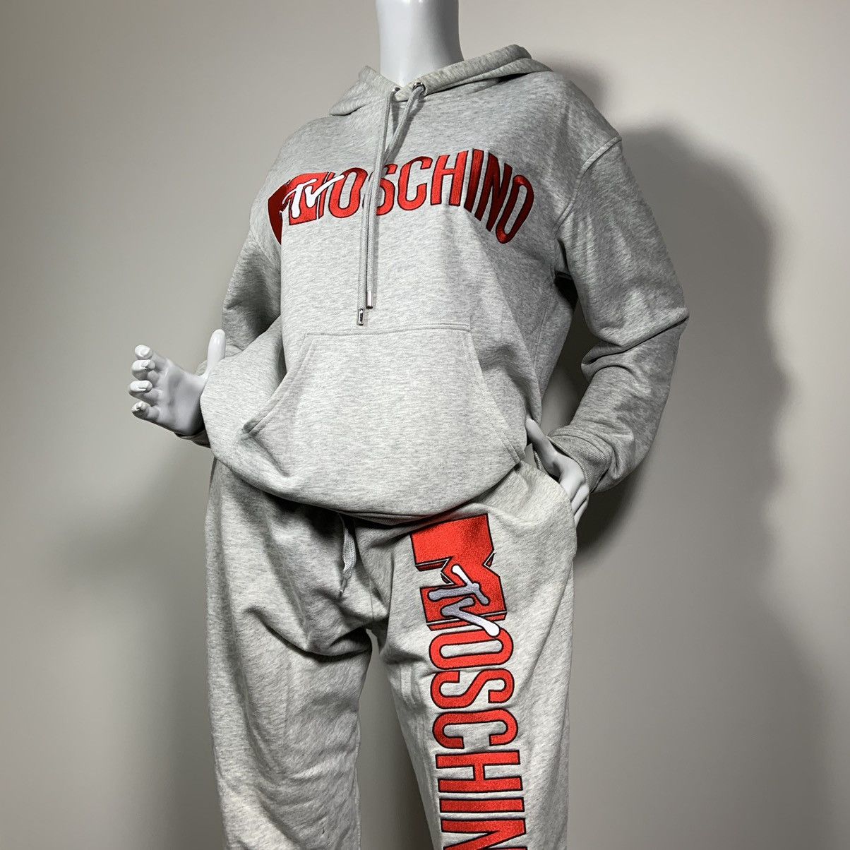 Moschino mtv hoodie hotsell