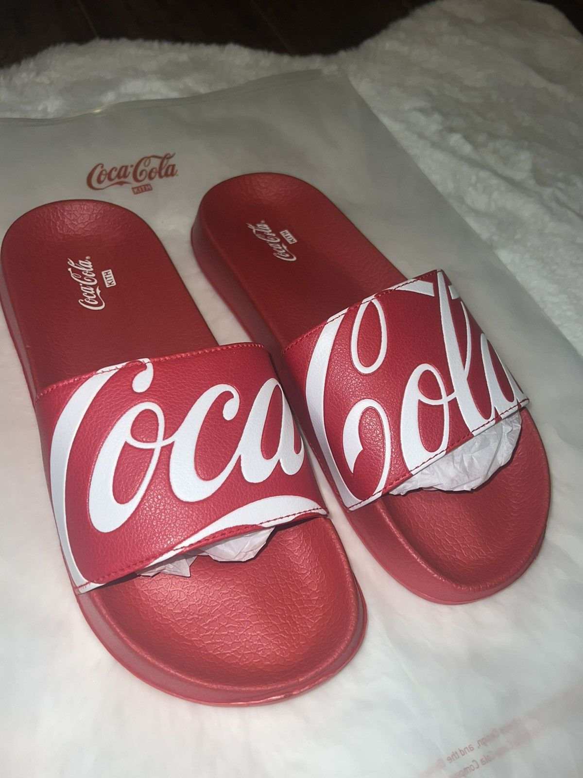 Kith Coca Cola Slides [27cm] 在庫あり Coca Cola × Kith Kith X Coca-Cola Slides - Red Sandals | Grailed