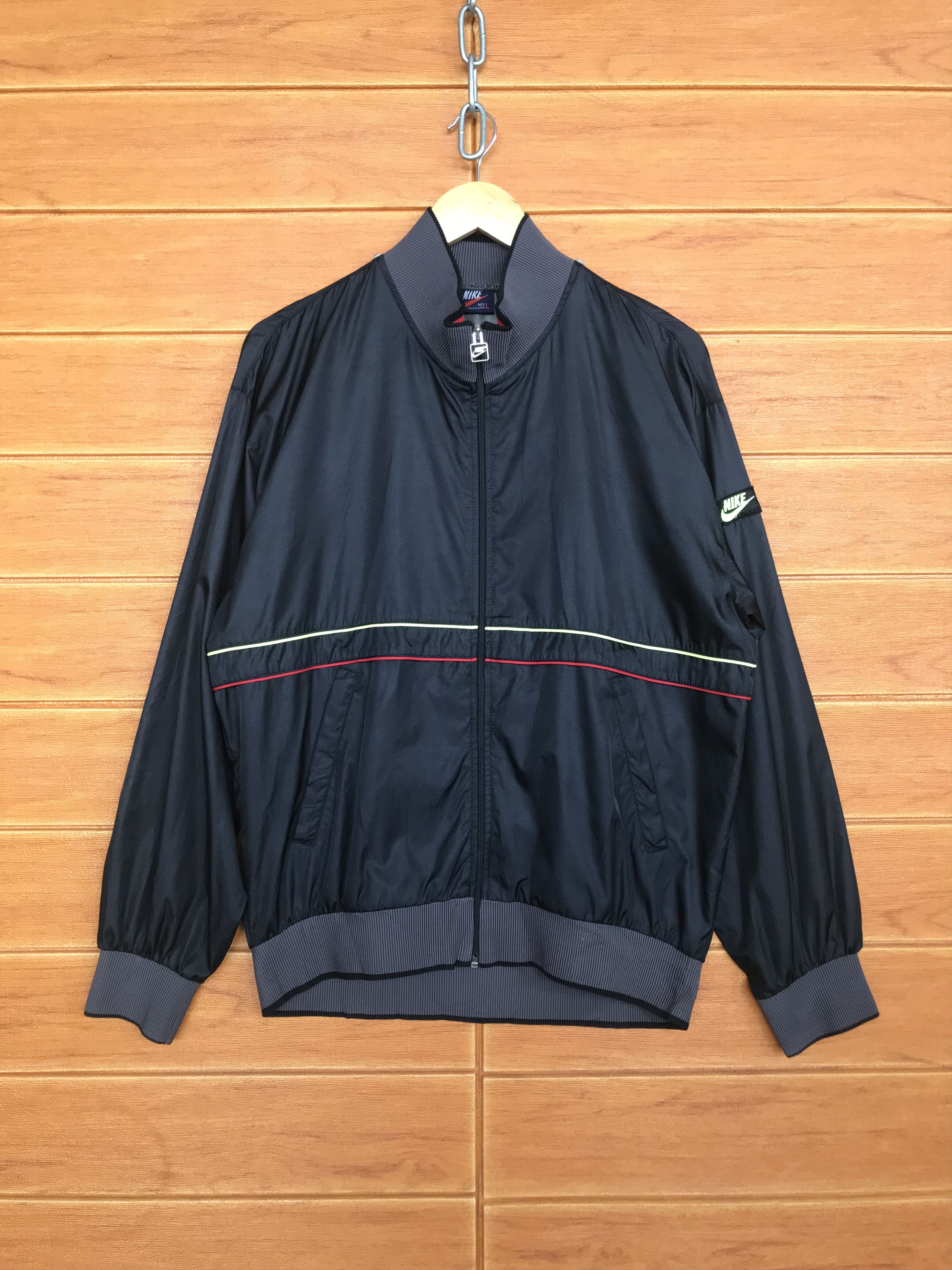 Nike Vintage 90s NIKE Light Jacket Size US L / EU 52-54 / 3 - 1 Thumbnail
