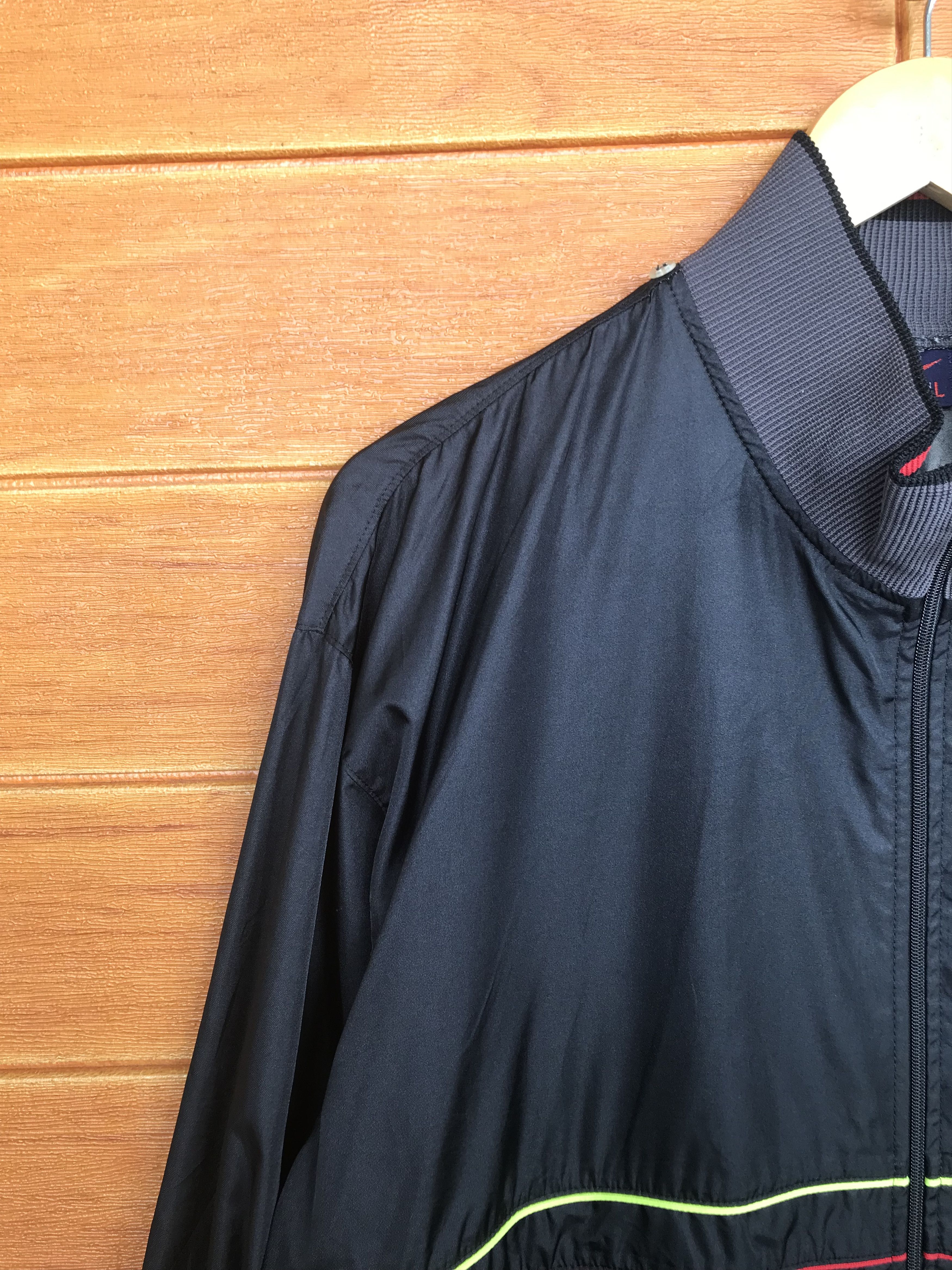 Nike Vintage 90s NIKE Light Jacket Size US L / EU 52-54 / 3 - 3 Thumbnail