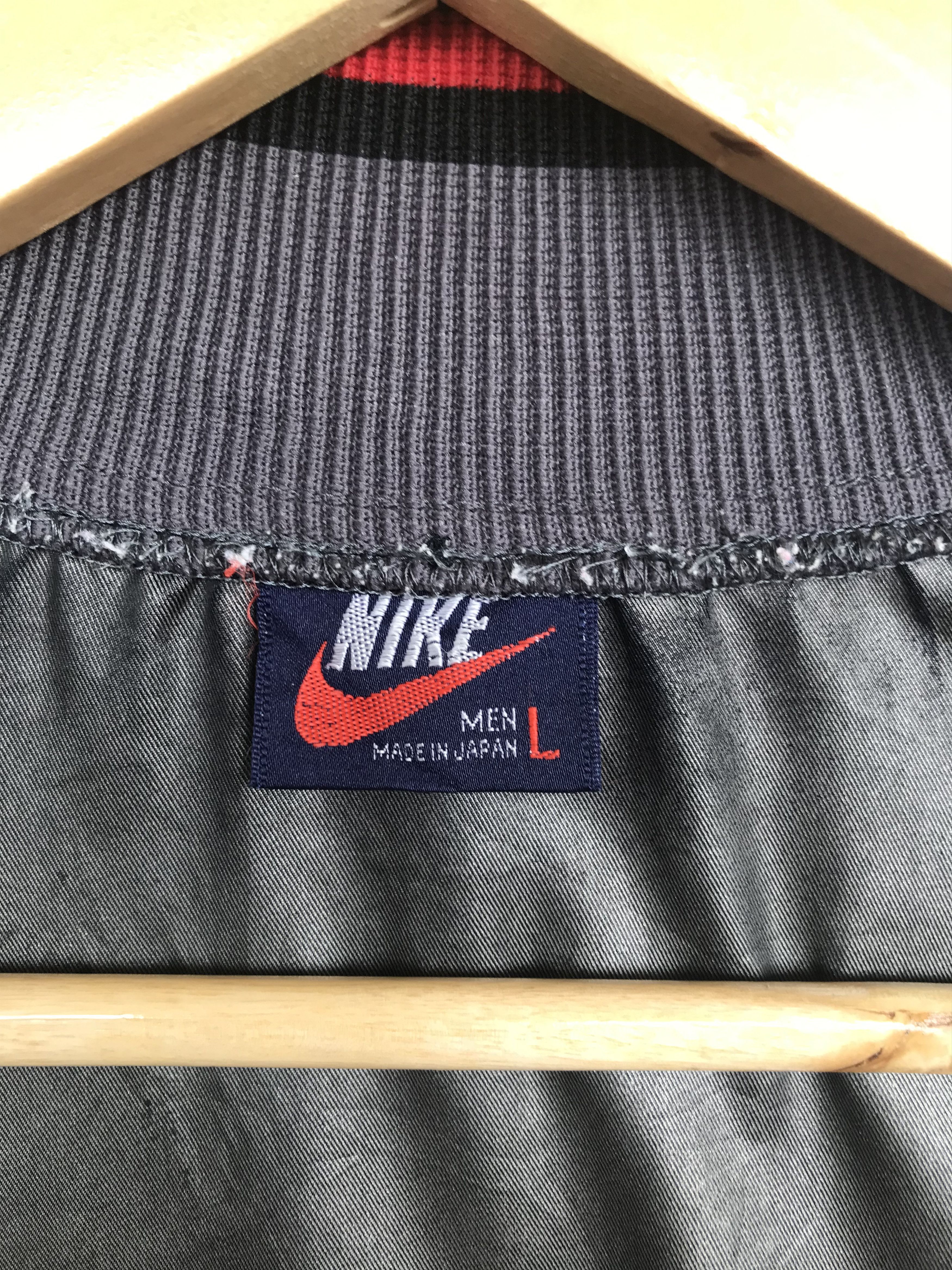 Nike Vintage 90s NIKE Light Jacket Size US L / EU 52-54 / 3 - 12 Thumbnail