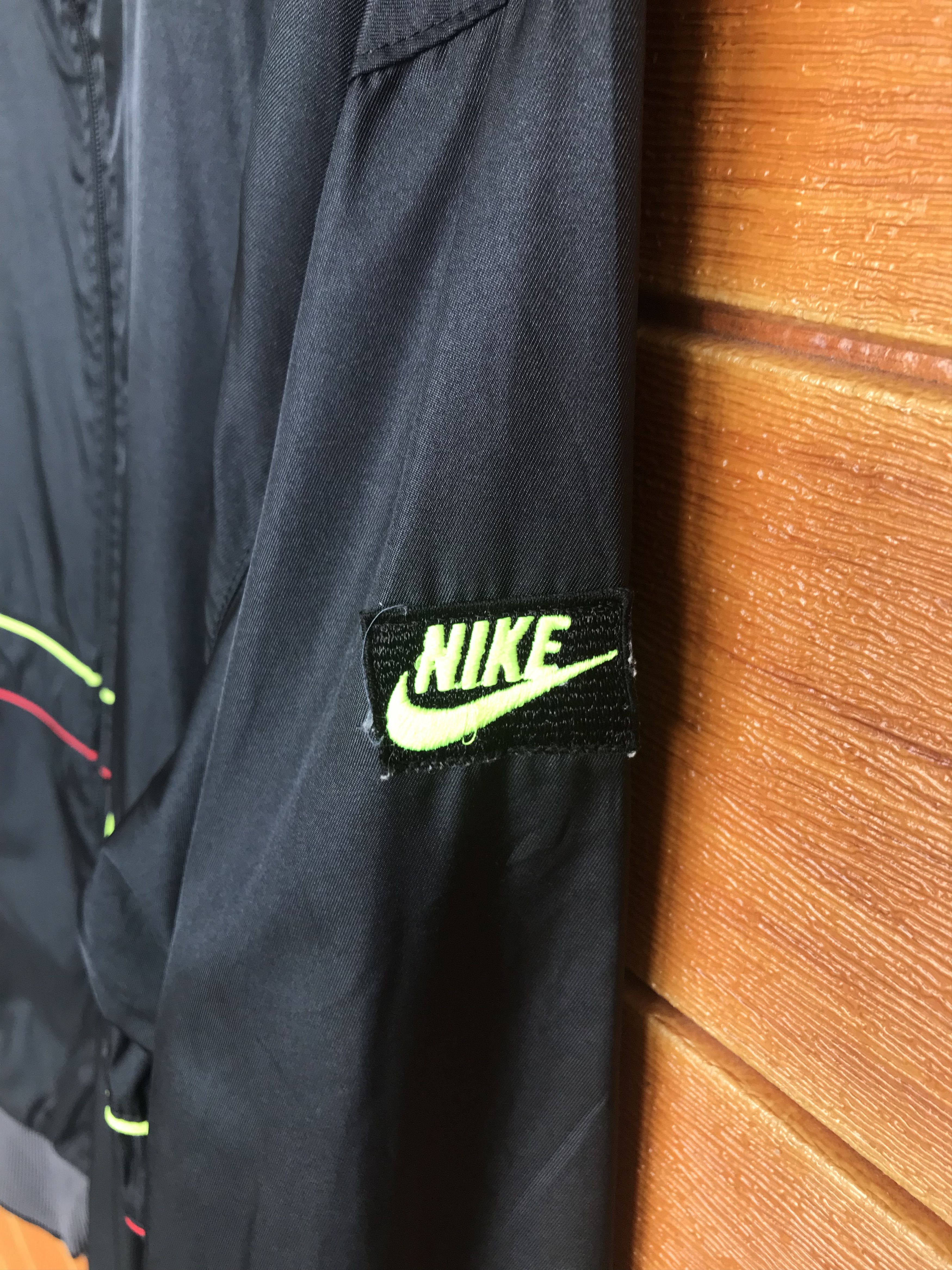 Nike Vintage 90s NIKE Light Jacket Size US L / EU 52-54 / 3 - 7 Thumbnail