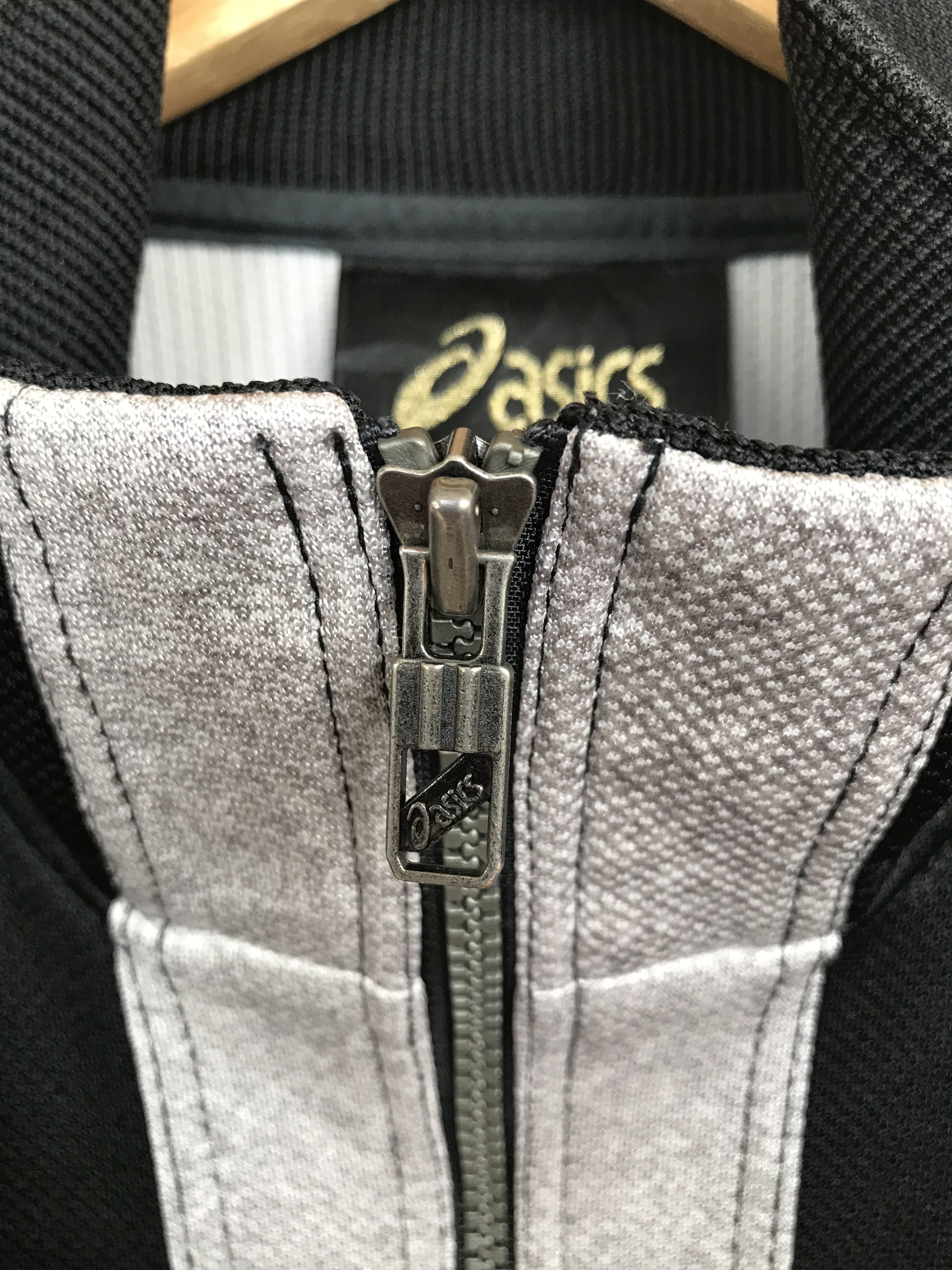 Asics Vintage 90s ASICS Oversize Track Top Jacket Size US S / EU 44-46 / 1 - 11 Thumbnail
