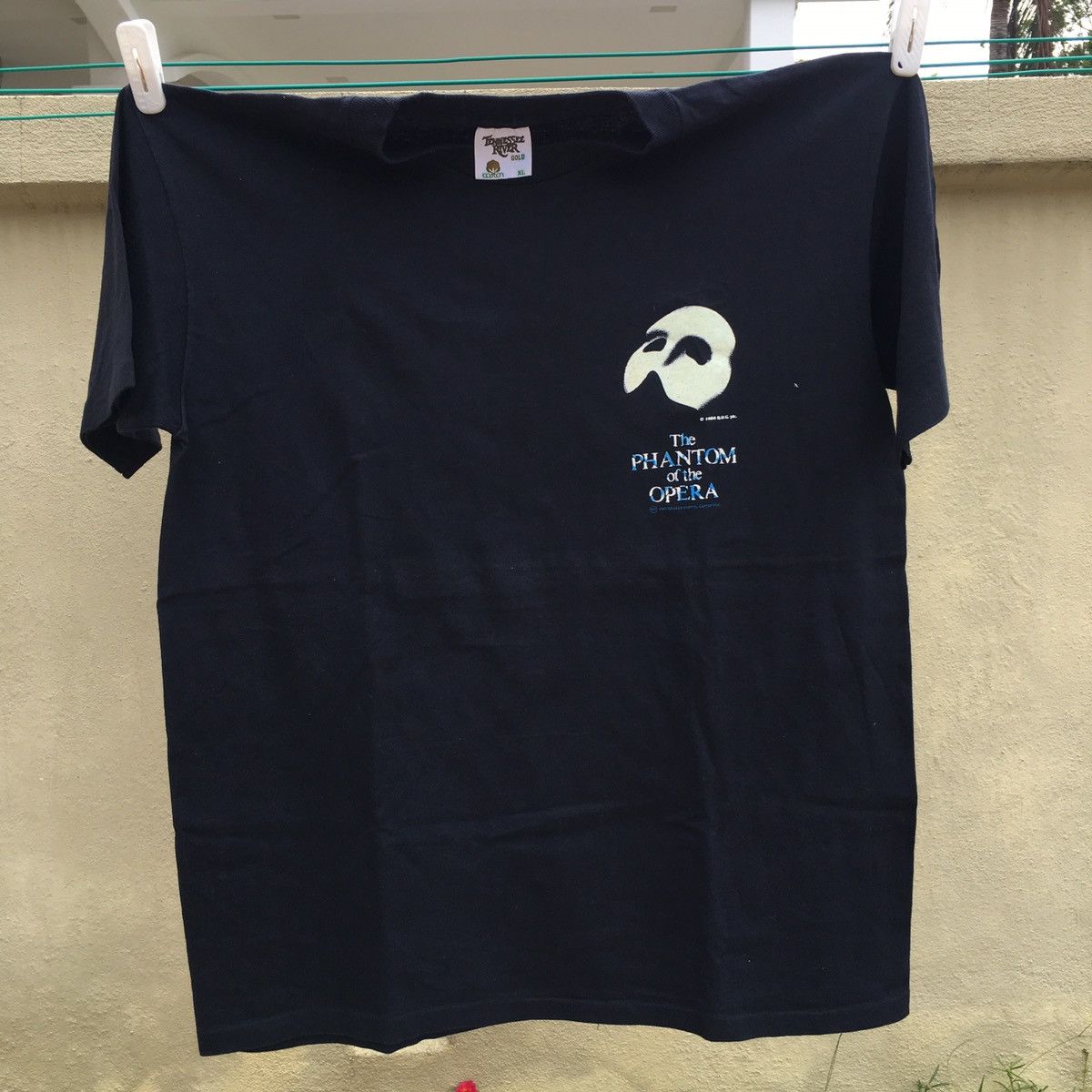 Vintage rare vtg ‘86 the phantom of opera tee Size US XL / EU 56 / 4 - 1 Thumbnail