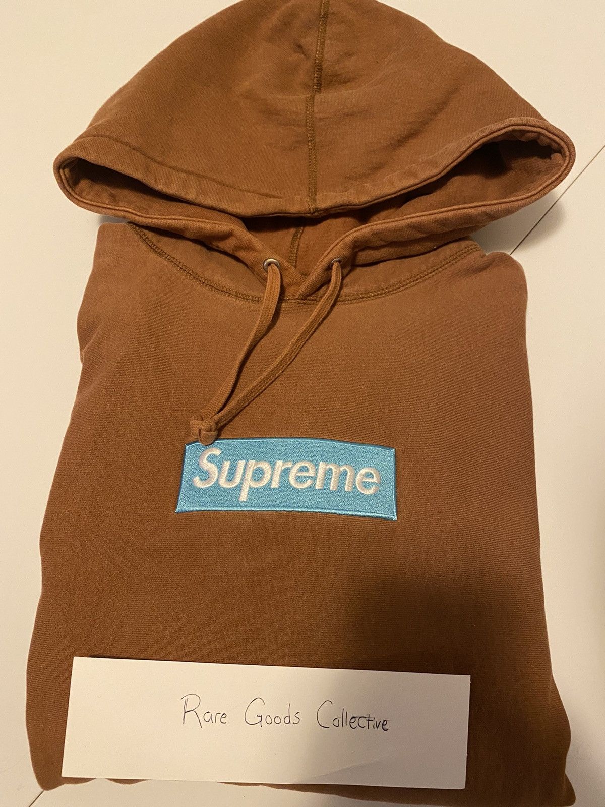 Supreme FW17 Rust Box Logo Hoodie Size Large|100% Authentic | Pre-Owned