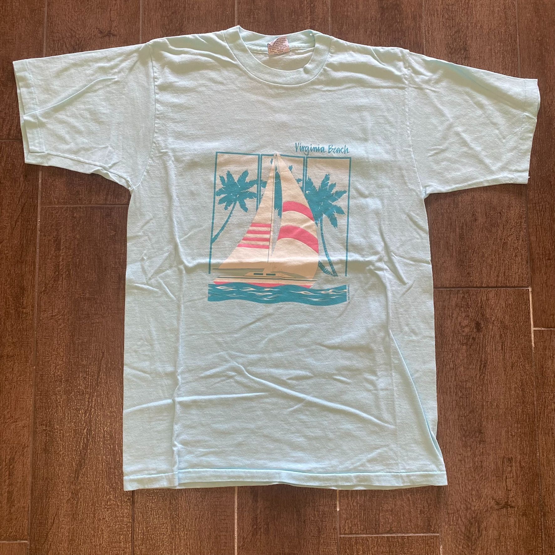 Vintage Virginia Beach Sailing Preppy Vintage 80s Tee Size US M / EU 48-50 / 2 - 1 Thumbnail