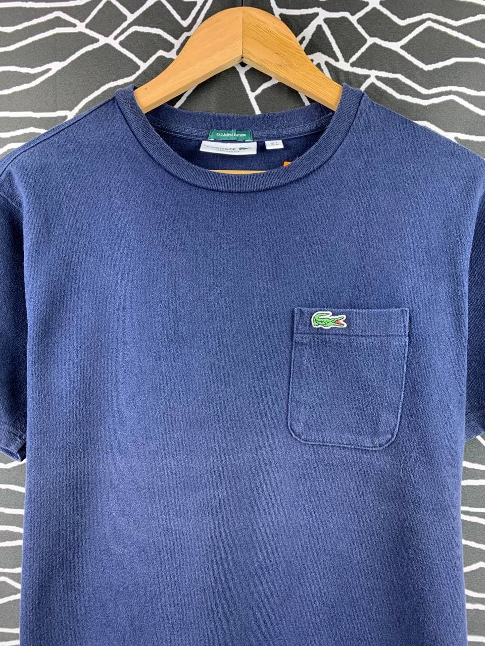 Lacoste Lacoste Essential Logo Pocket Tee Size US M / EU 48-50 / 2 - 2 Thumbnail