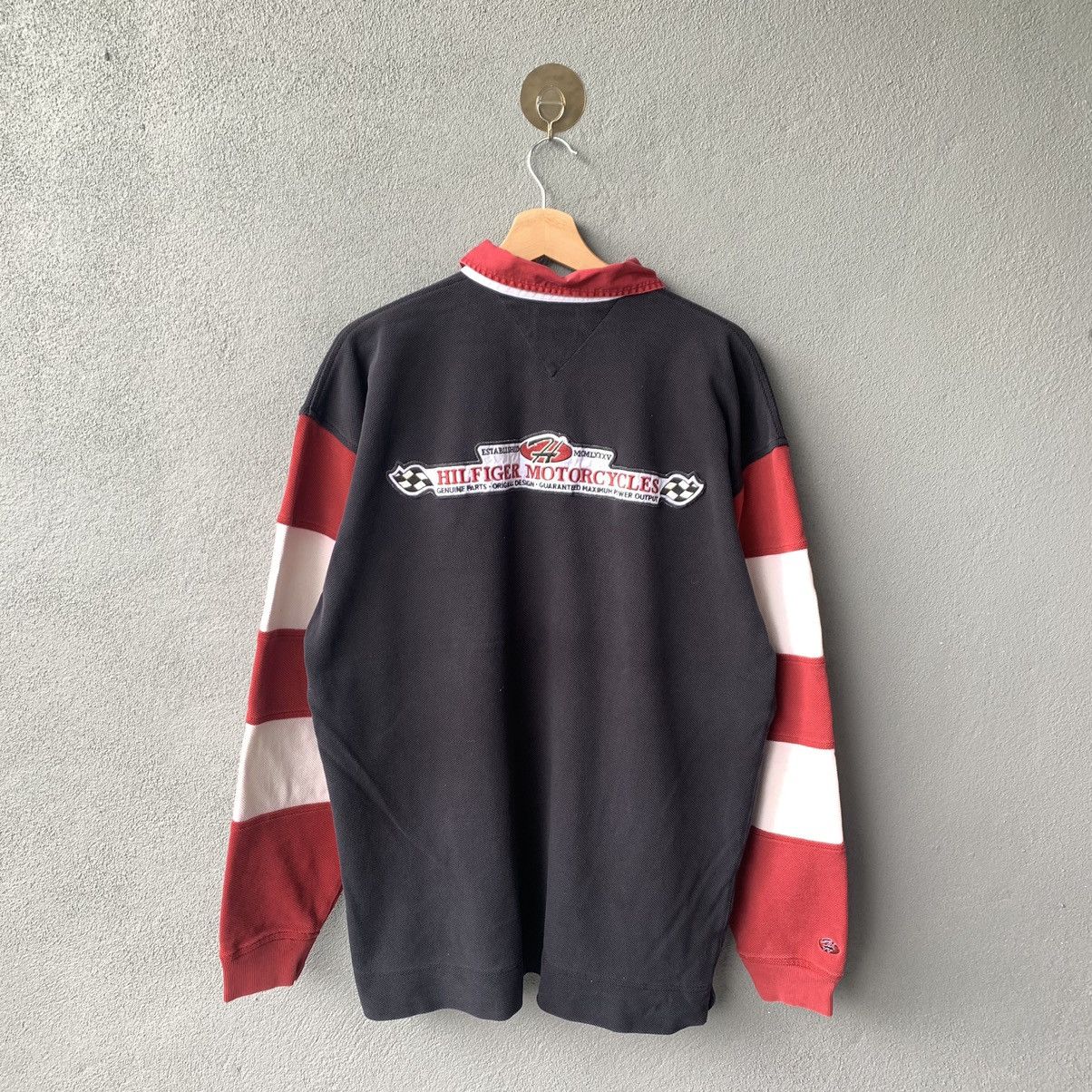 Tommy Hilfiger Vintage Tommy Hilfiger Motorcycle Rugby Polos Size US XL / EU 56 / 4 - 2 Thumbnail